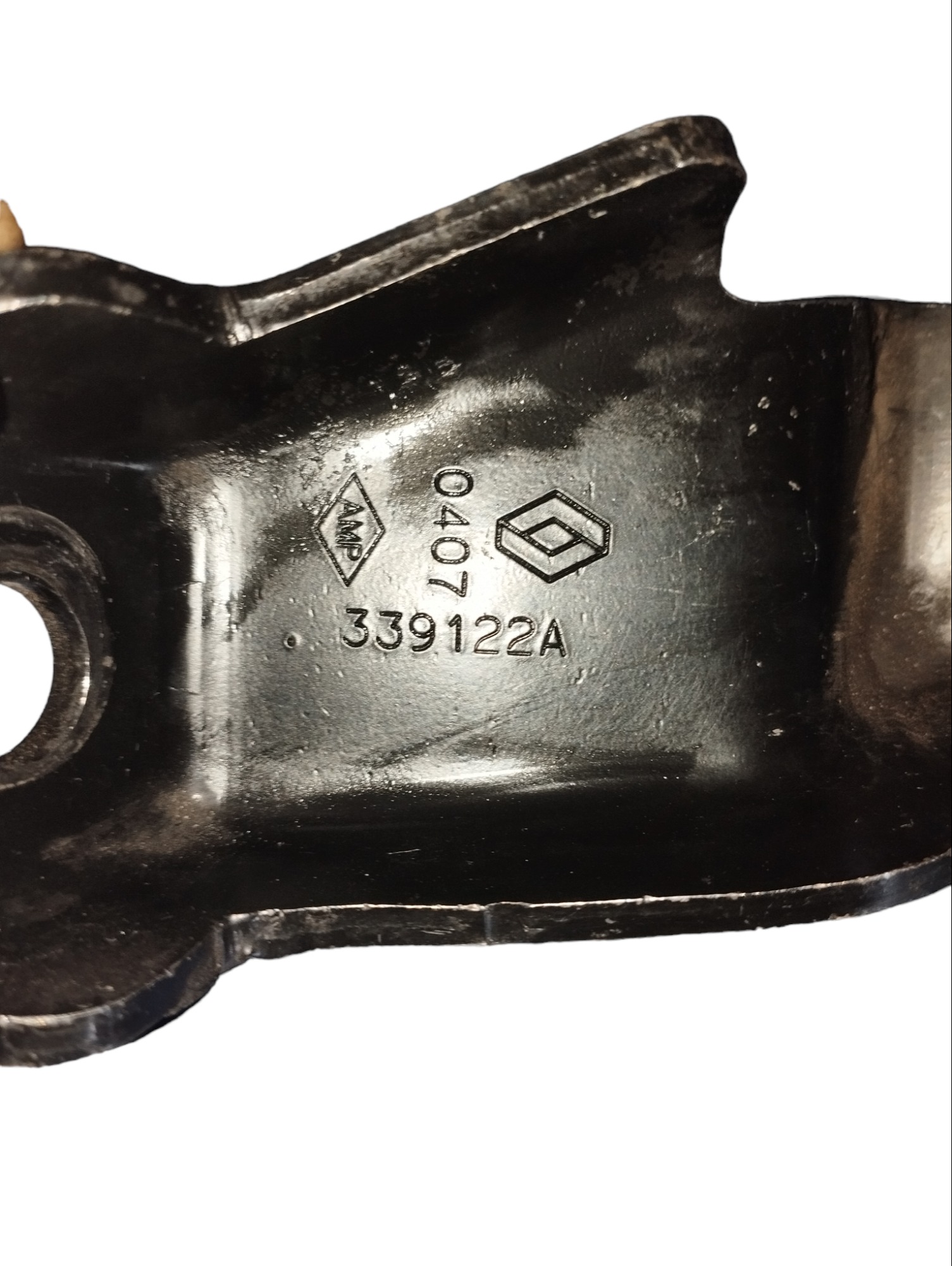 Suporte Motor Compressor Ar Renault Megane 2006 2.0 16v 4