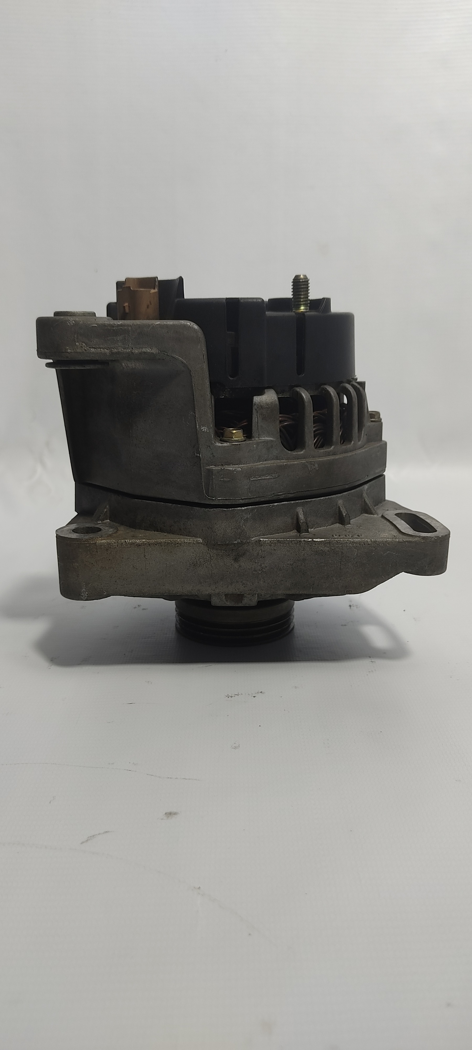 Alternador Renault Clio Kangoo 1.0 8v 9647983680 5