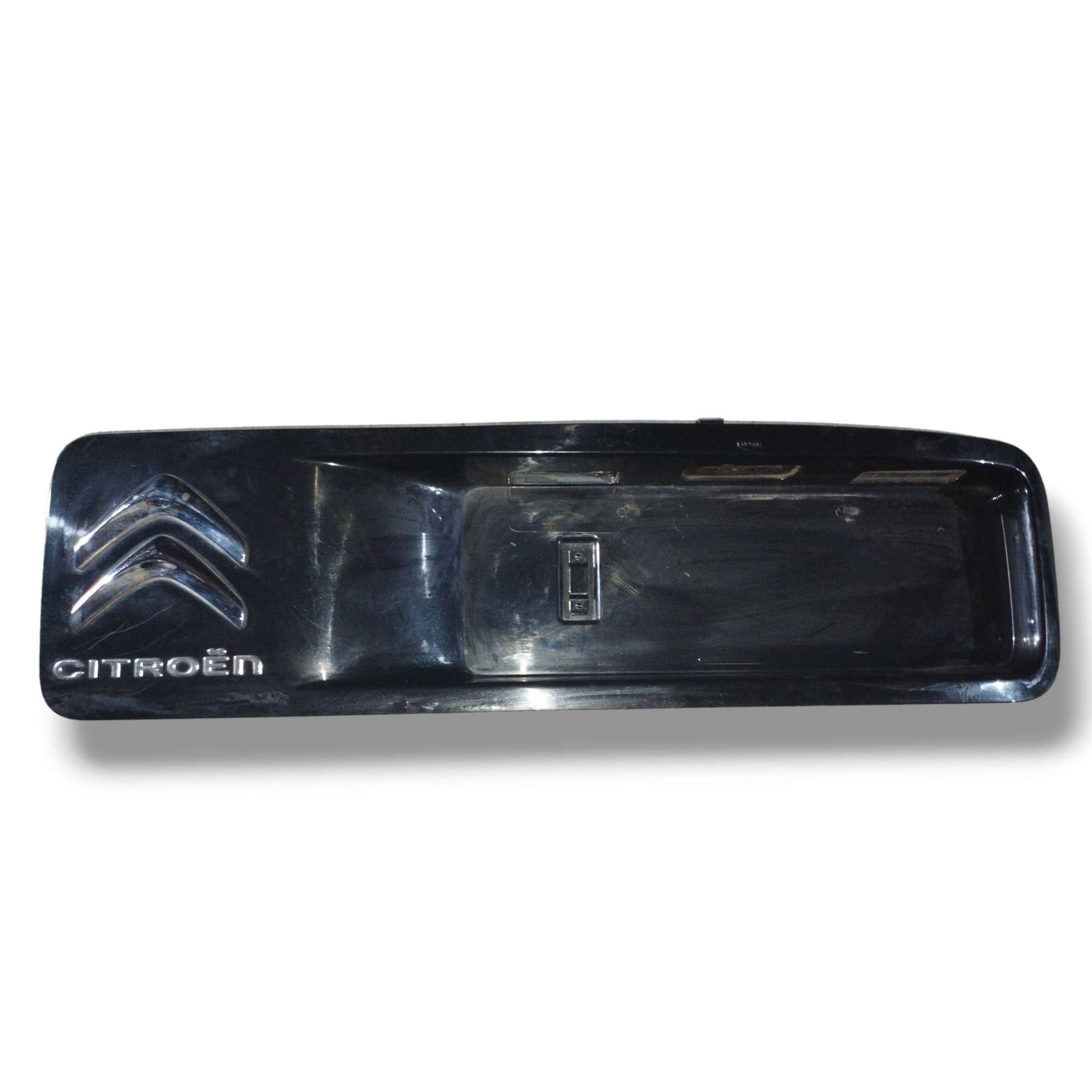 Suporte Moldura Da Placa Tampa Traseira Citroën C3 Detalhe Preto