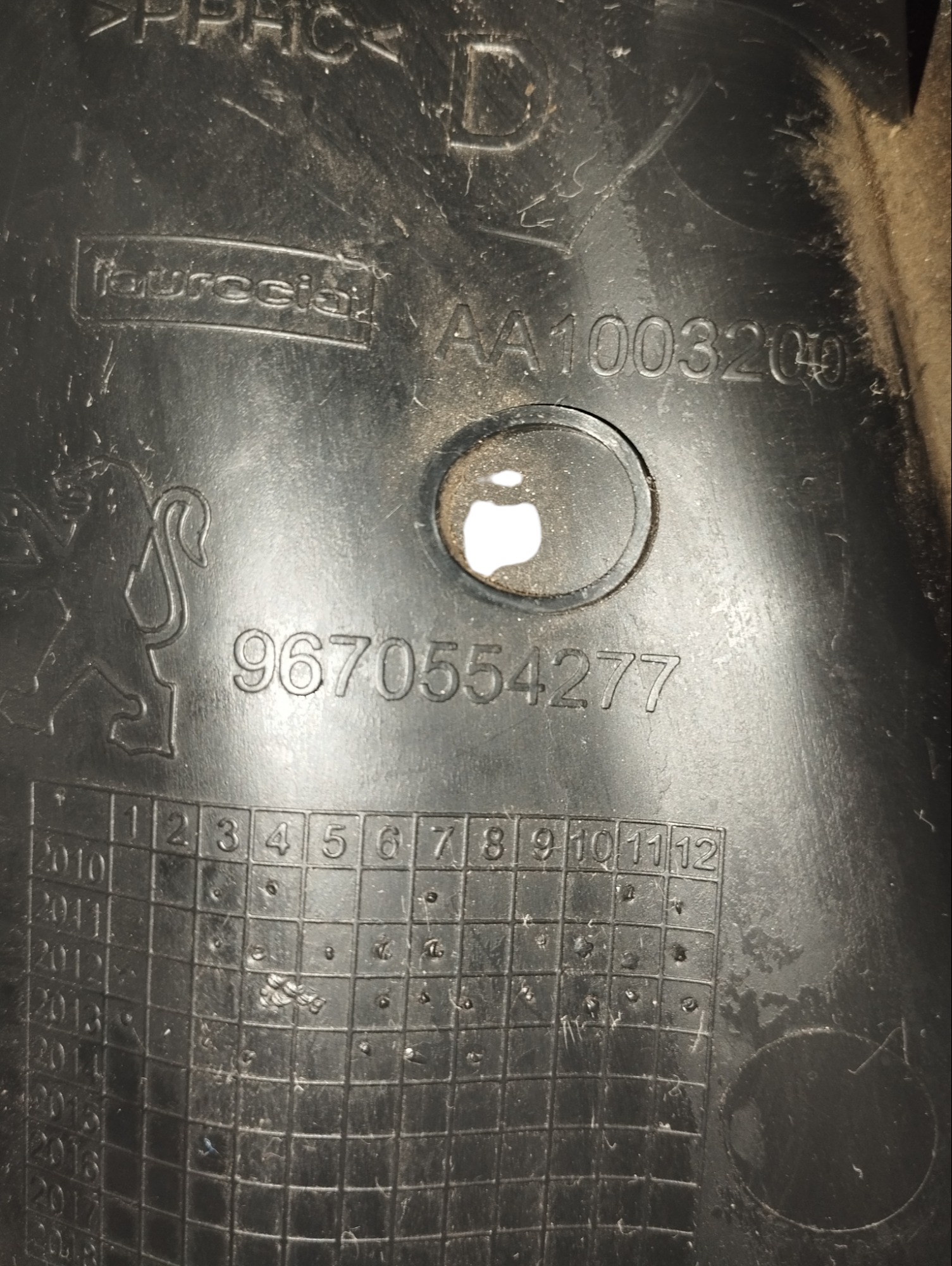 Acabamento Console Lado Passageiro Peugeot 308 1.6 2014 2