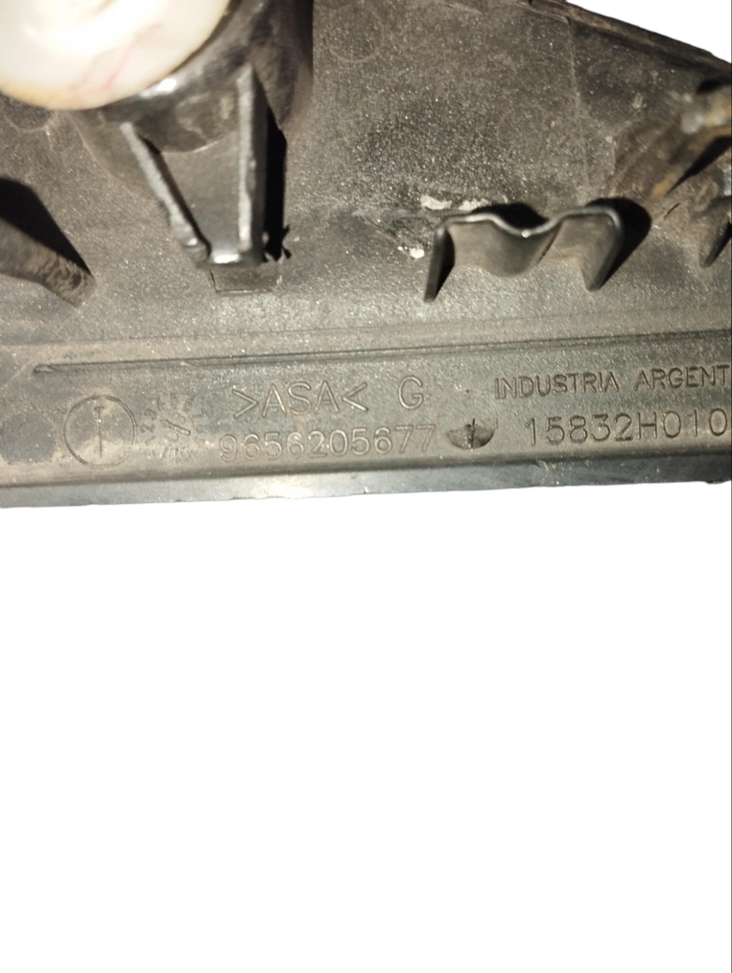 Acabamento Externo Porta Traseira Esquerda Citroen C4 Pallas 3