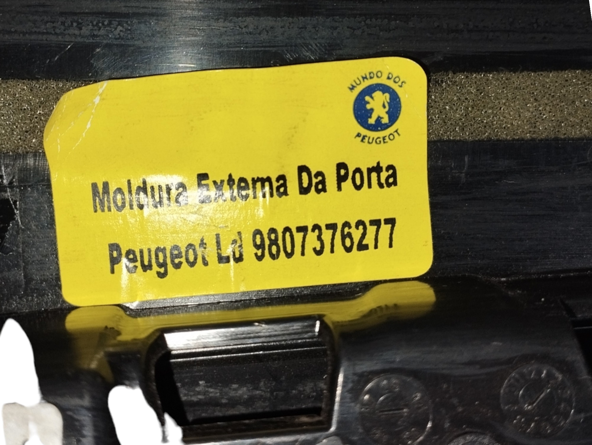 Acabamento Coluna Externa Peugeot 208 Traseiro Direito 2