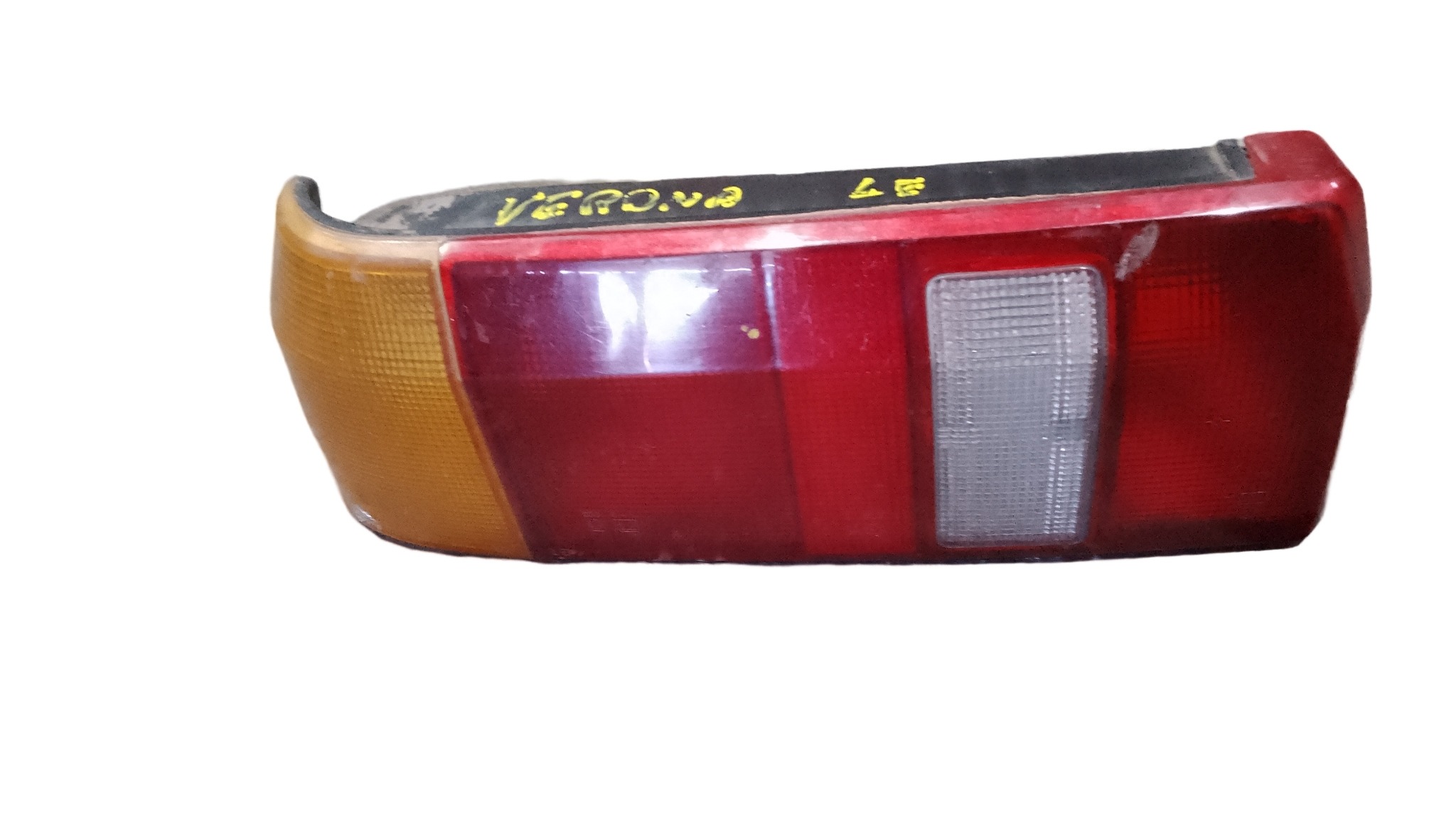 Lanterna Traseira Lado Esquerdo Verona 90/92  Esquerdo Vermelho