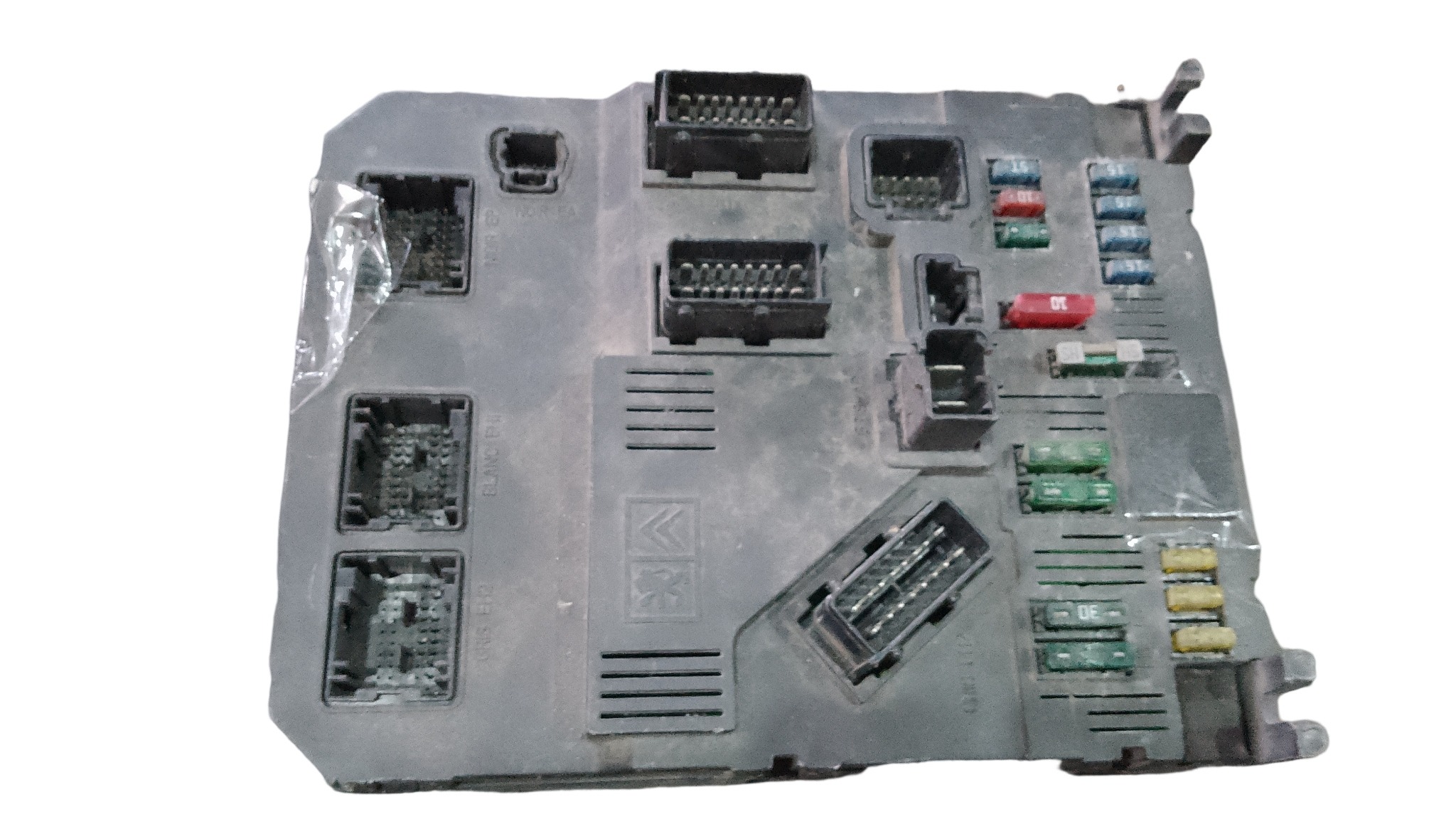 Módulo Bs Caixa Fusível Peugeot 206 207 1.4 8v