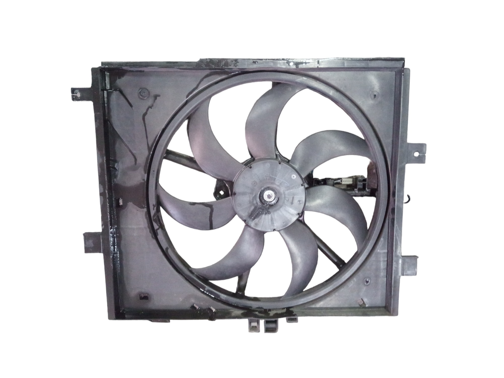 Defletor Com Ventoinha Nissan Versa Sl 1.6 16v 2013 Original