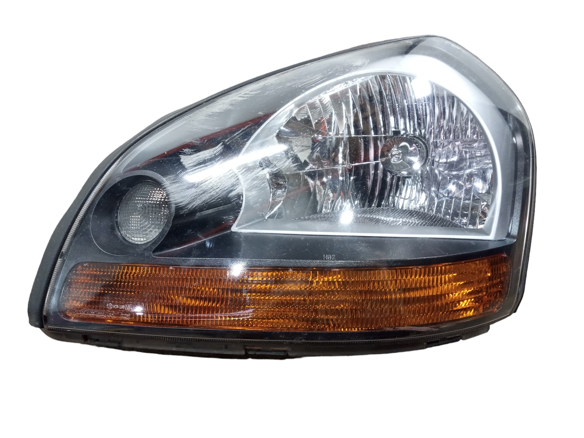 Farol Esquerdo Hyundai Tucson 2016 Para Polir Vidro  Esquerdo