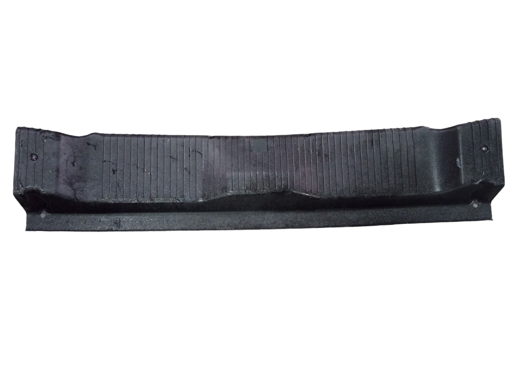 Moldura Inferior Porta Malas Corsa 1995 1999 Original  Preto