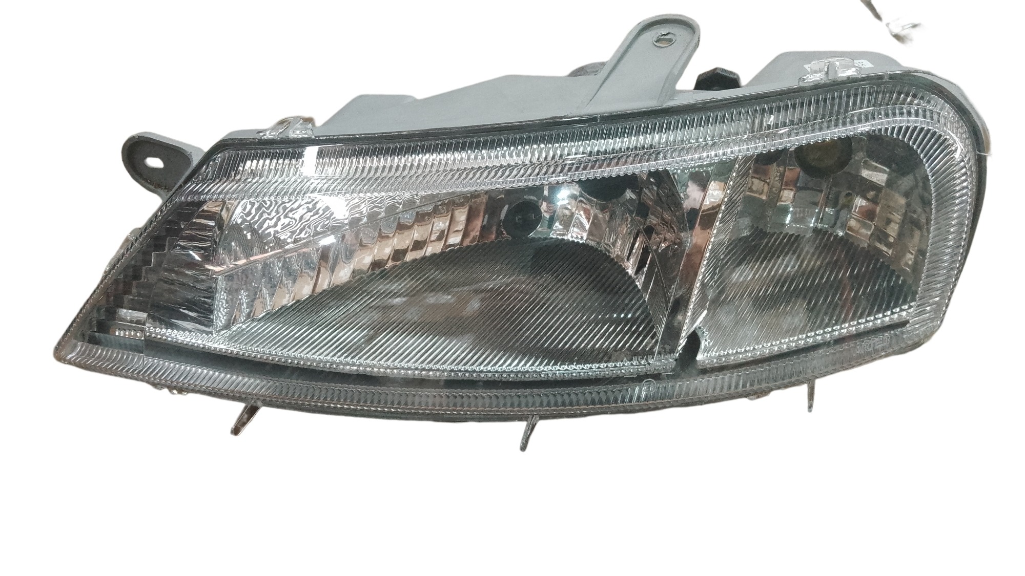 Farol Celta Esquerdo 01/06 Arteb Original C/Detalhe Trinco carcaça