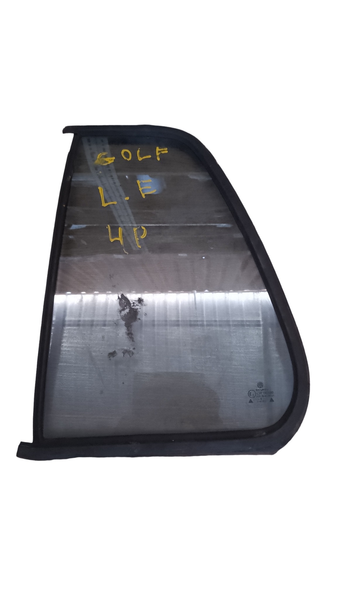 Vidro Traseiro Fixo Lado Esquerdo Vw Golf 2001 4p