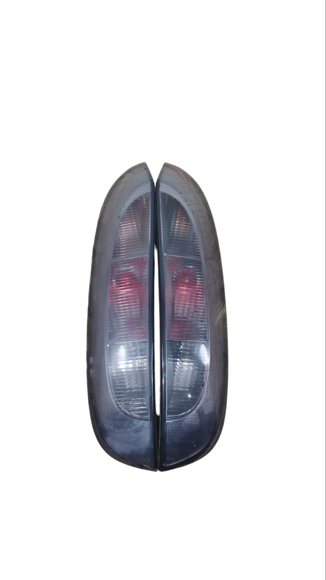 Lanterna  Par Fume Chevrolet Corsa Montana Original Valeo  Direito Fumê
