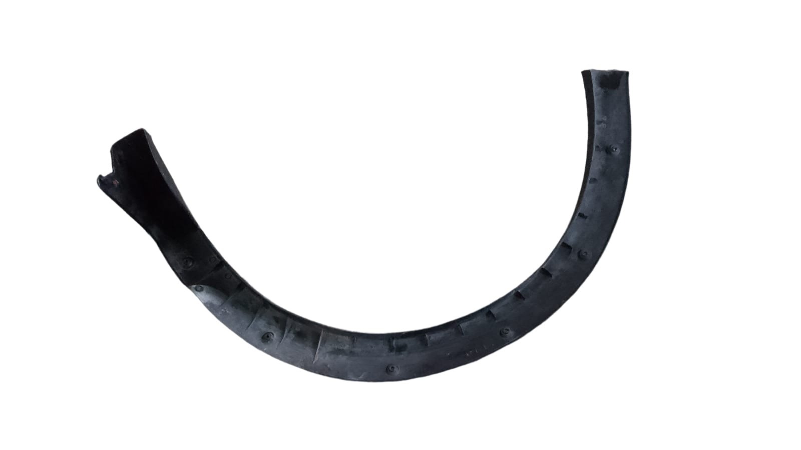 Moldura Paralama Traseira Fiat Strada 735250523 Cinza