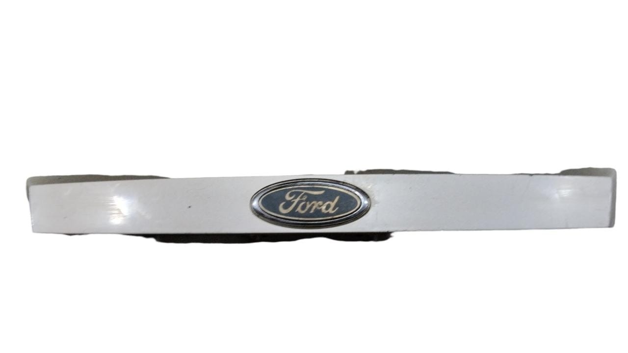 Moldura Tampa Traseira Ford Ka 6s65a43404a Bege