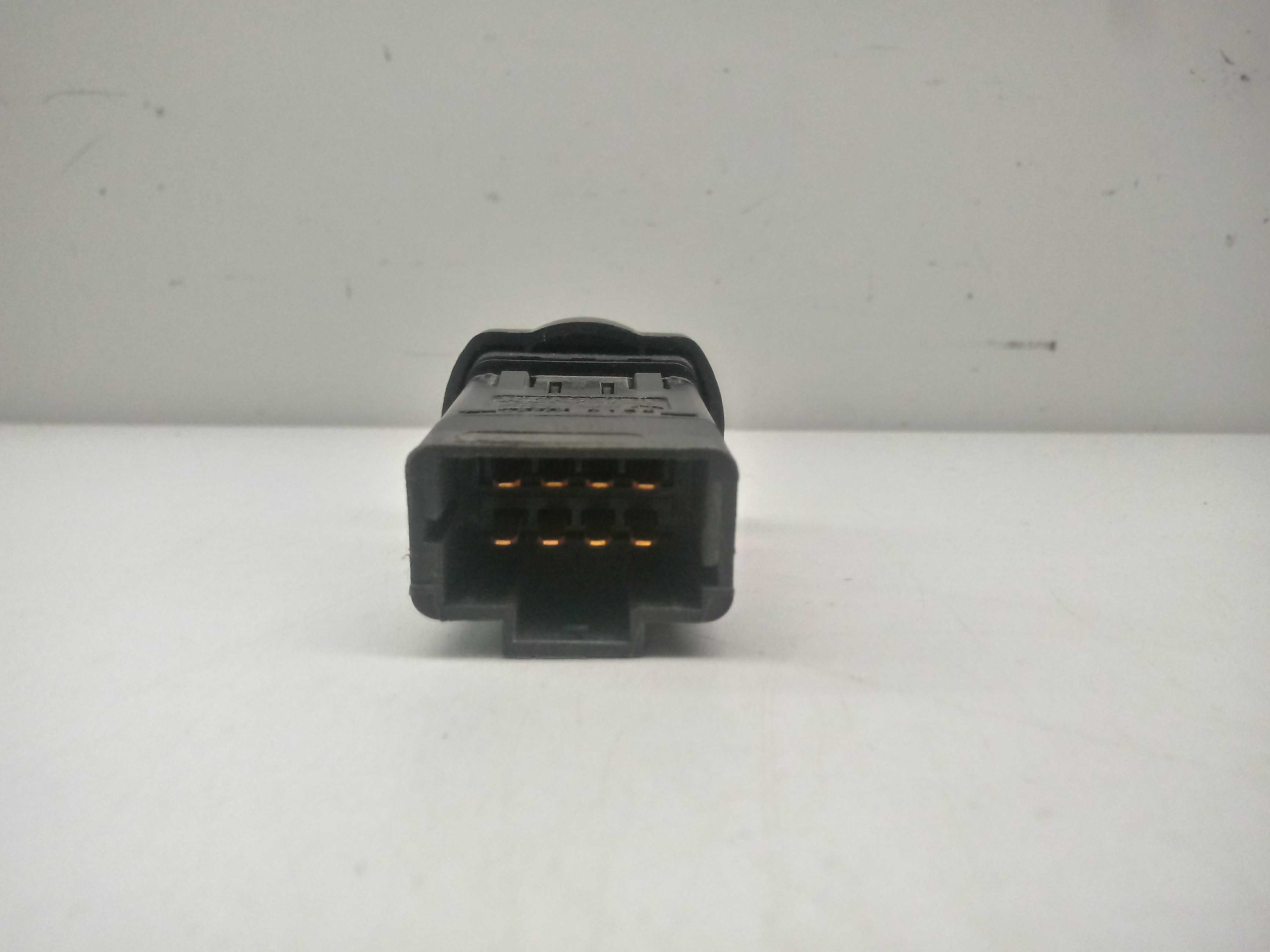 Botao Pisca Alerta Renault Sandero 08/14 Preto/vermelho 3