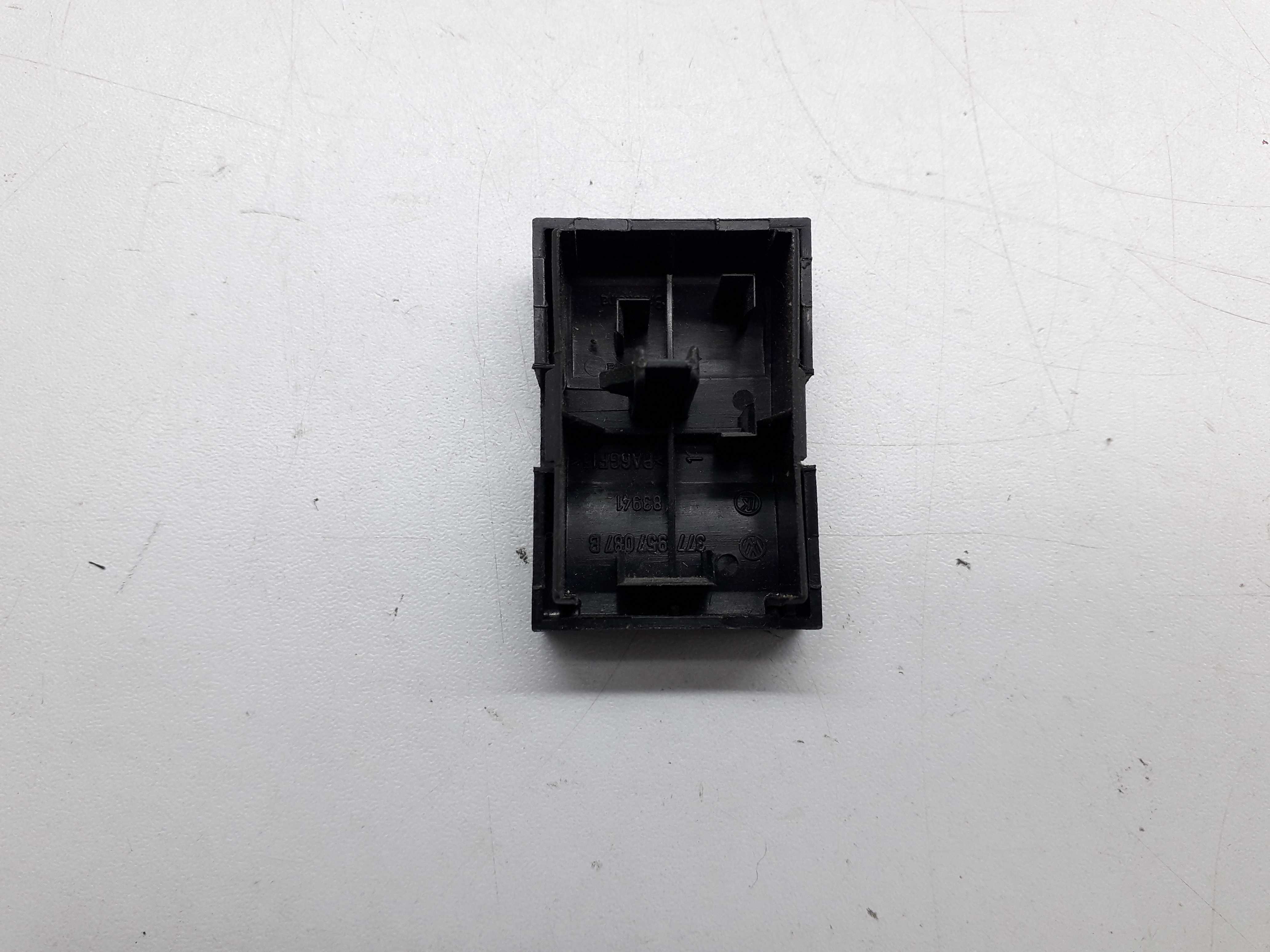 Botão Falso Painel Vw Gol Parati G4 6