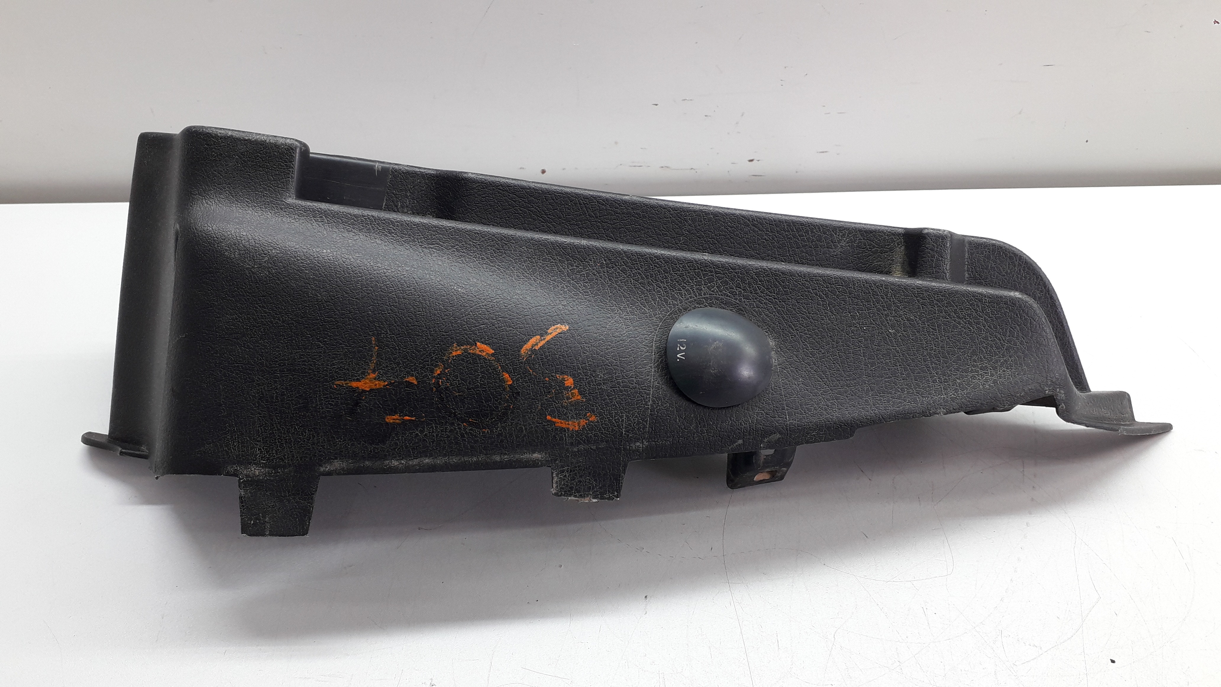 Moldura Tampa Bagagito Lado Esquerdo Peugeot 307 1.6 2006 1