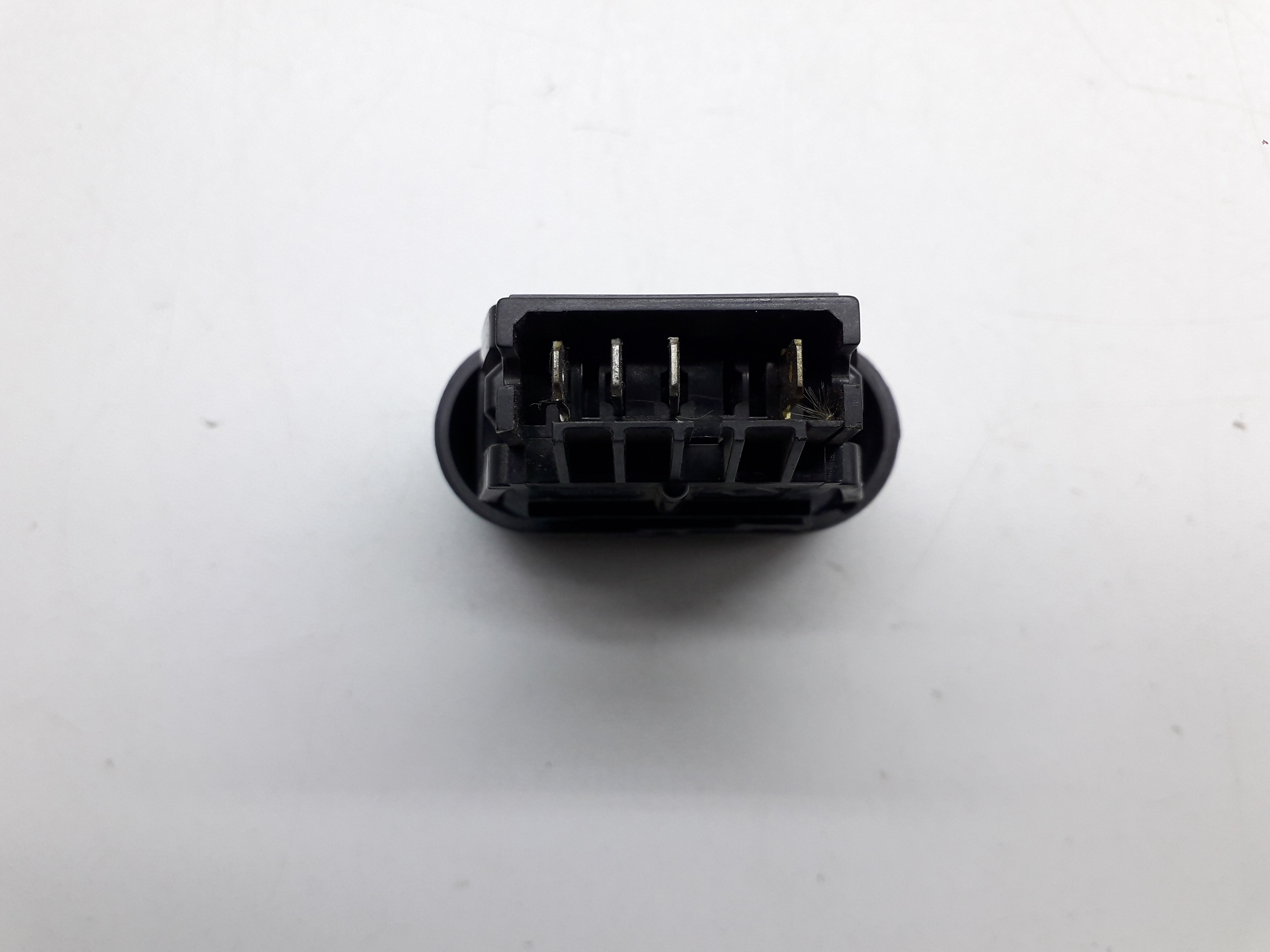 Botão Desembaçador Renault Clio 2003/2012 10