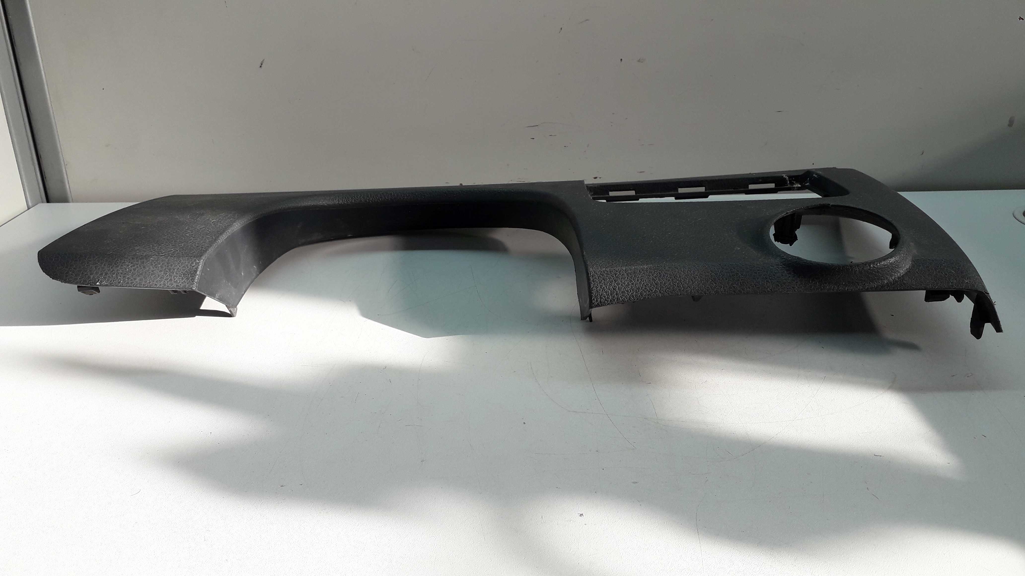 Acabamento Inferior Painel Lado Esquerdo Vw Gol Voyage G7 4