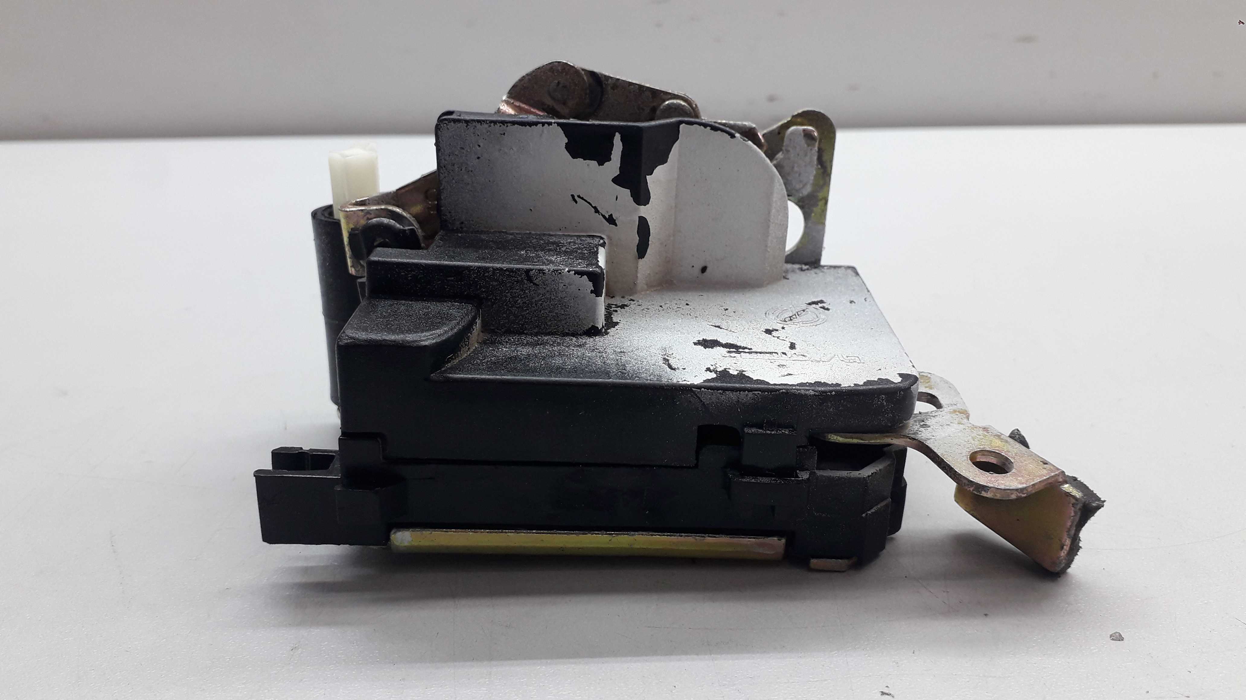 Fechadura Porta Esquerda Fiat Palio 1997 2