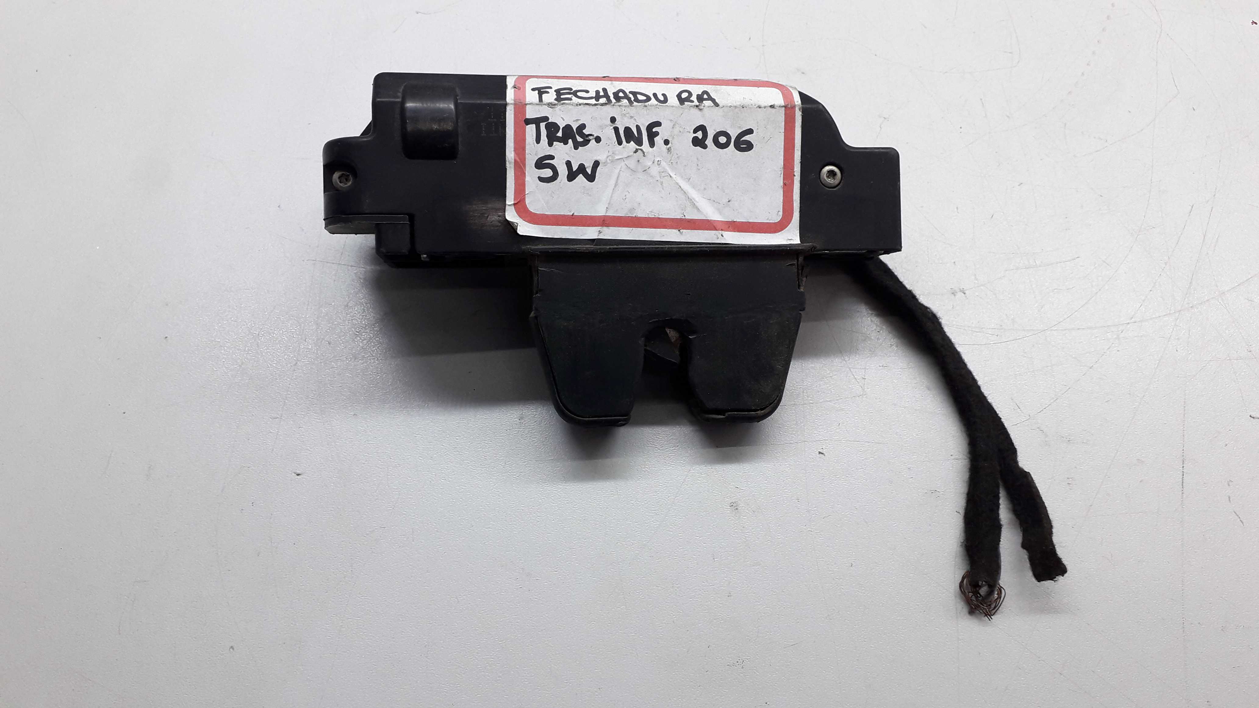 Fechadura Tampa Traseira Peugeot 206 Sw 6