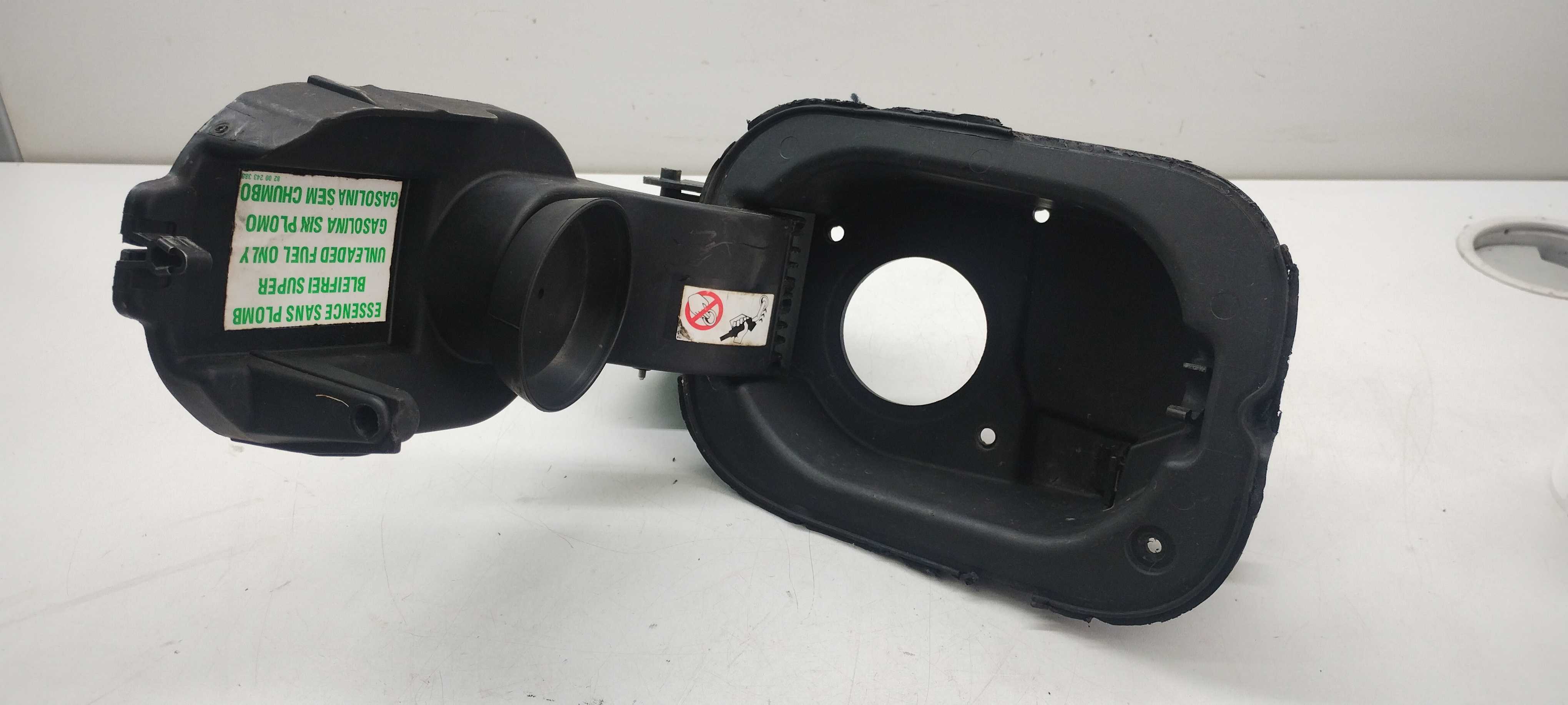 Suporte Portinhola Tanque De Combustível  Renault Megane 6