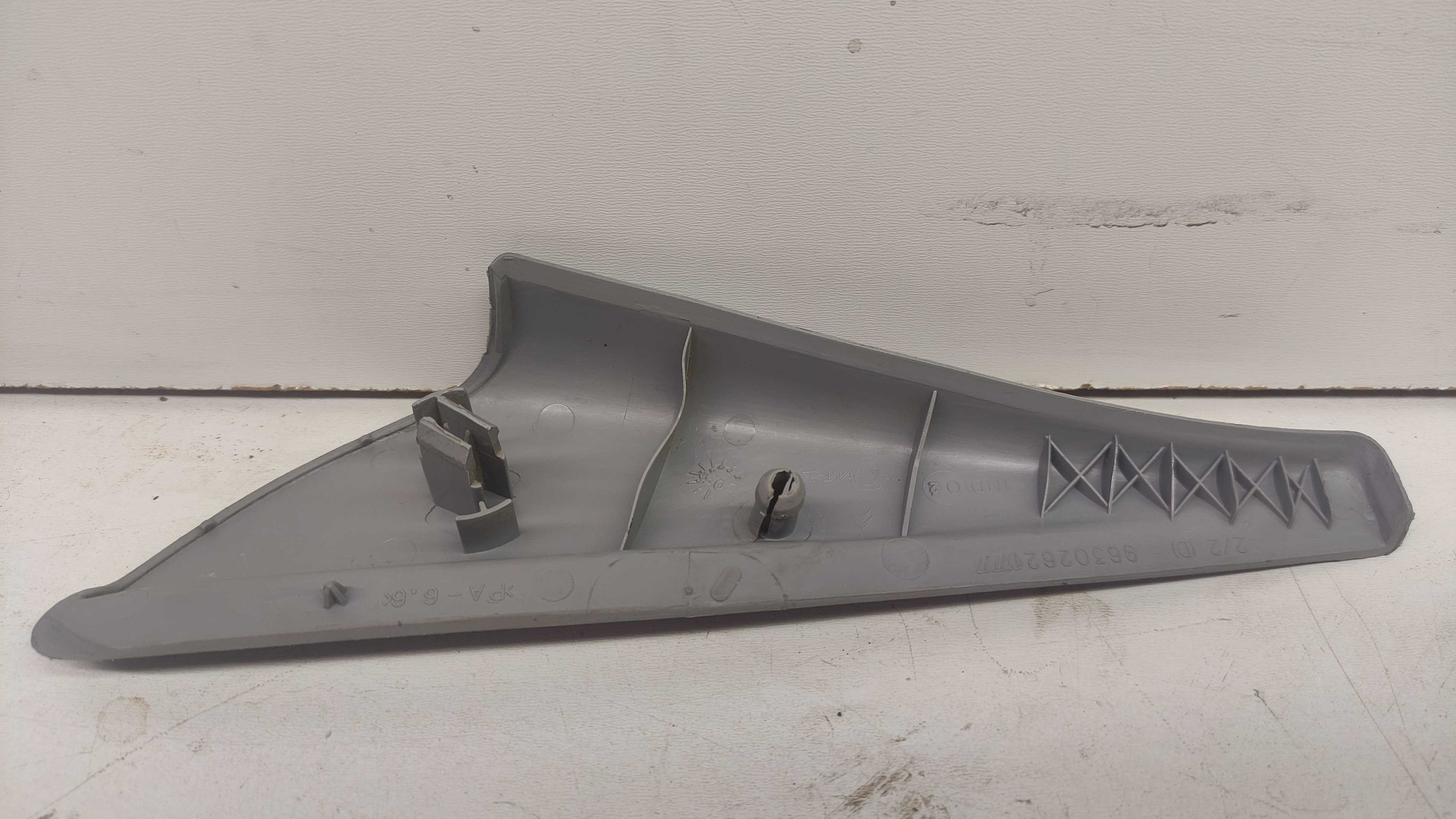 Acabamento Interno Retrovisor L/d Citroen Picasso 2002 2