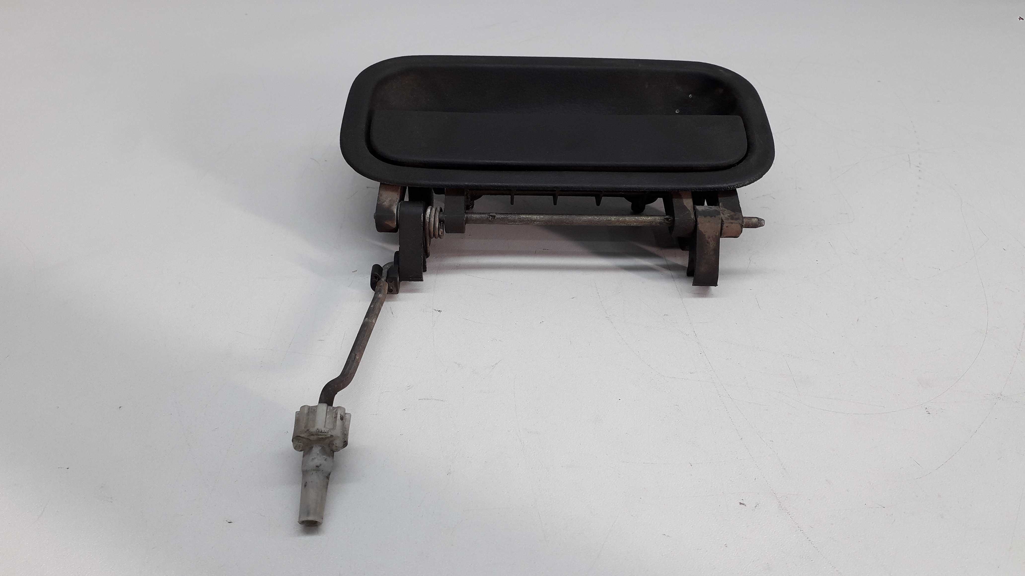 Macaneta Externa Dianteira Direita Gm Corsa 2001 2
