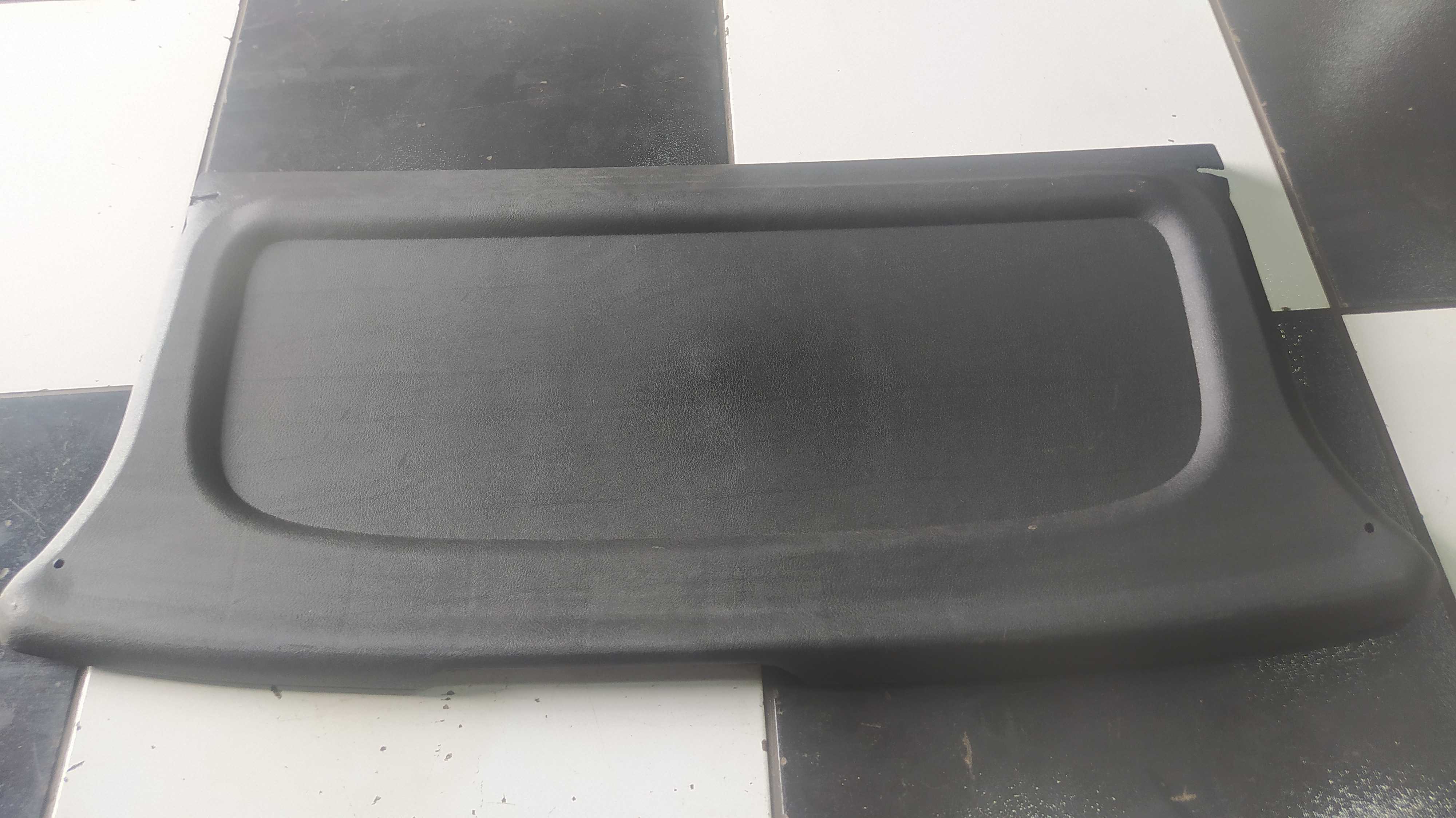 Tampão Bagagito Vw Gol Bola Preto Paralelo Plástico 1