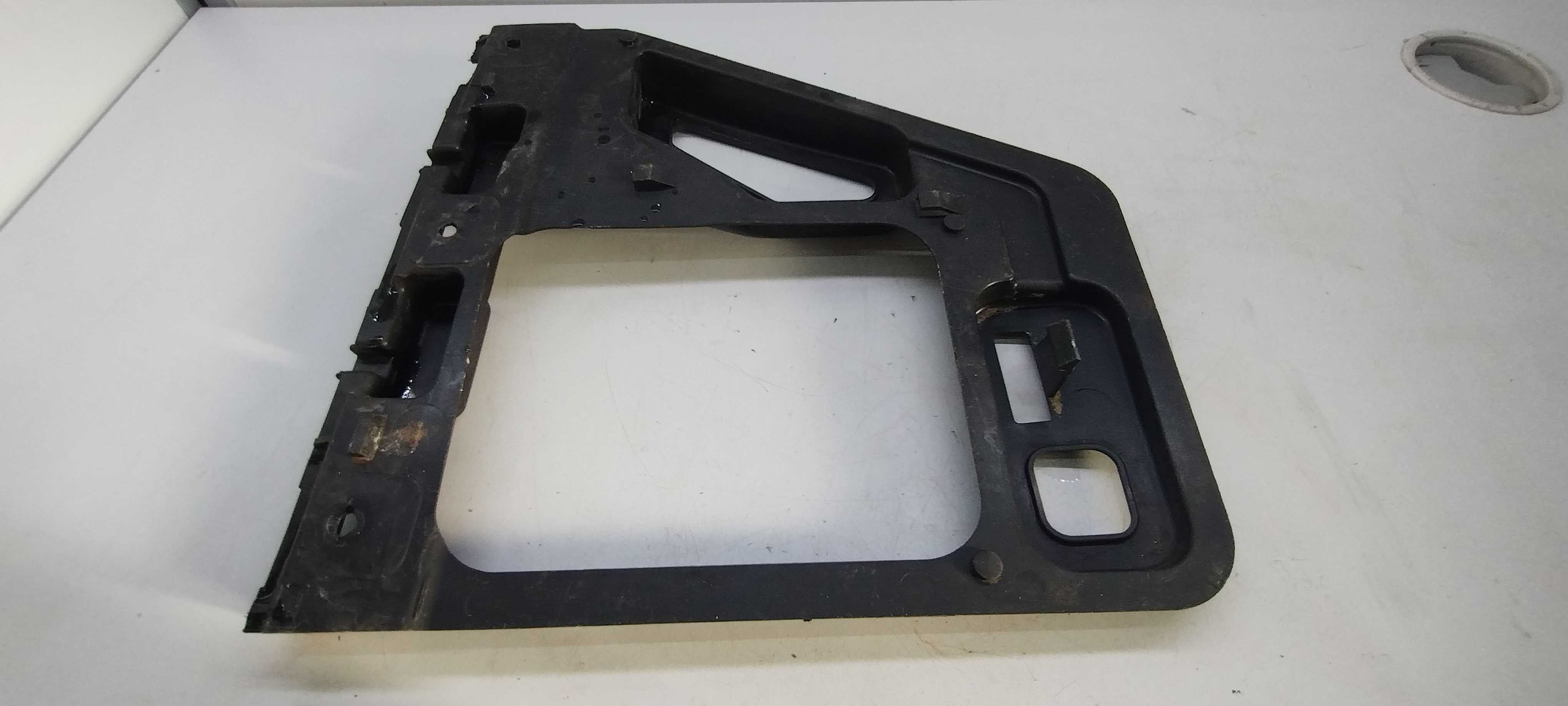 Guia Suporte Traseiro Esquerdo Peugeot 307 2008 2