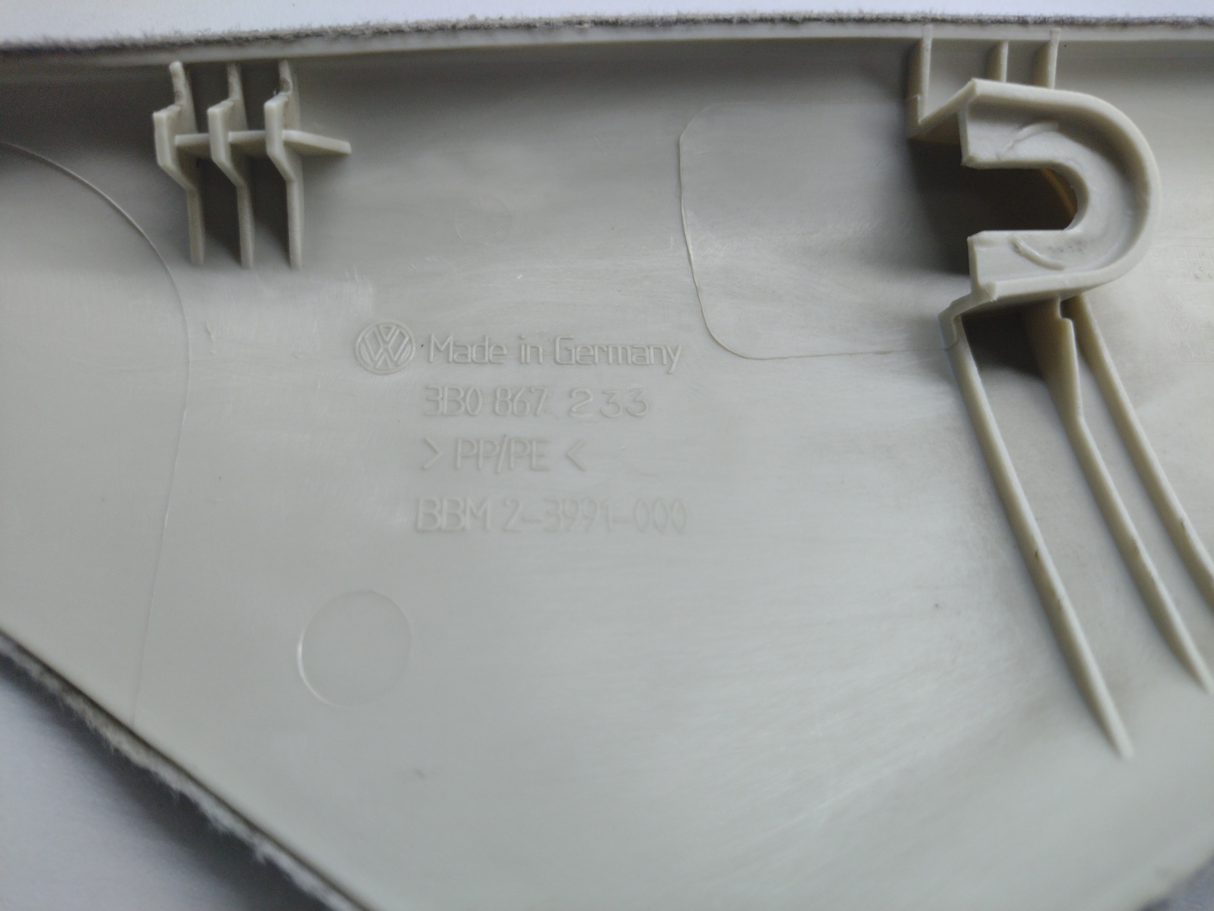 Moldura Coluna Parabrisa Lado Esquerdo Vw Passat 97/05 4