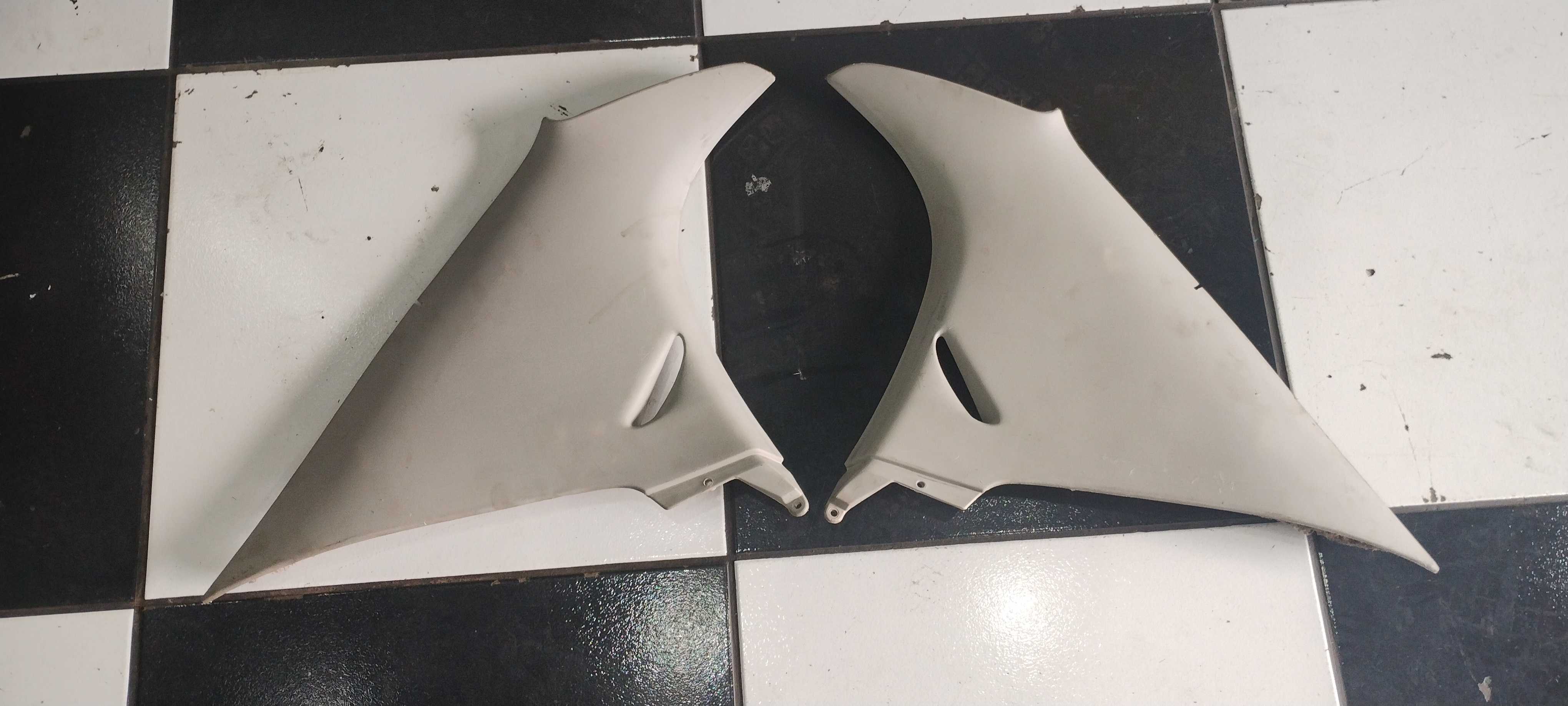 Par Moldura Coluna Traseira Astra 2002 1