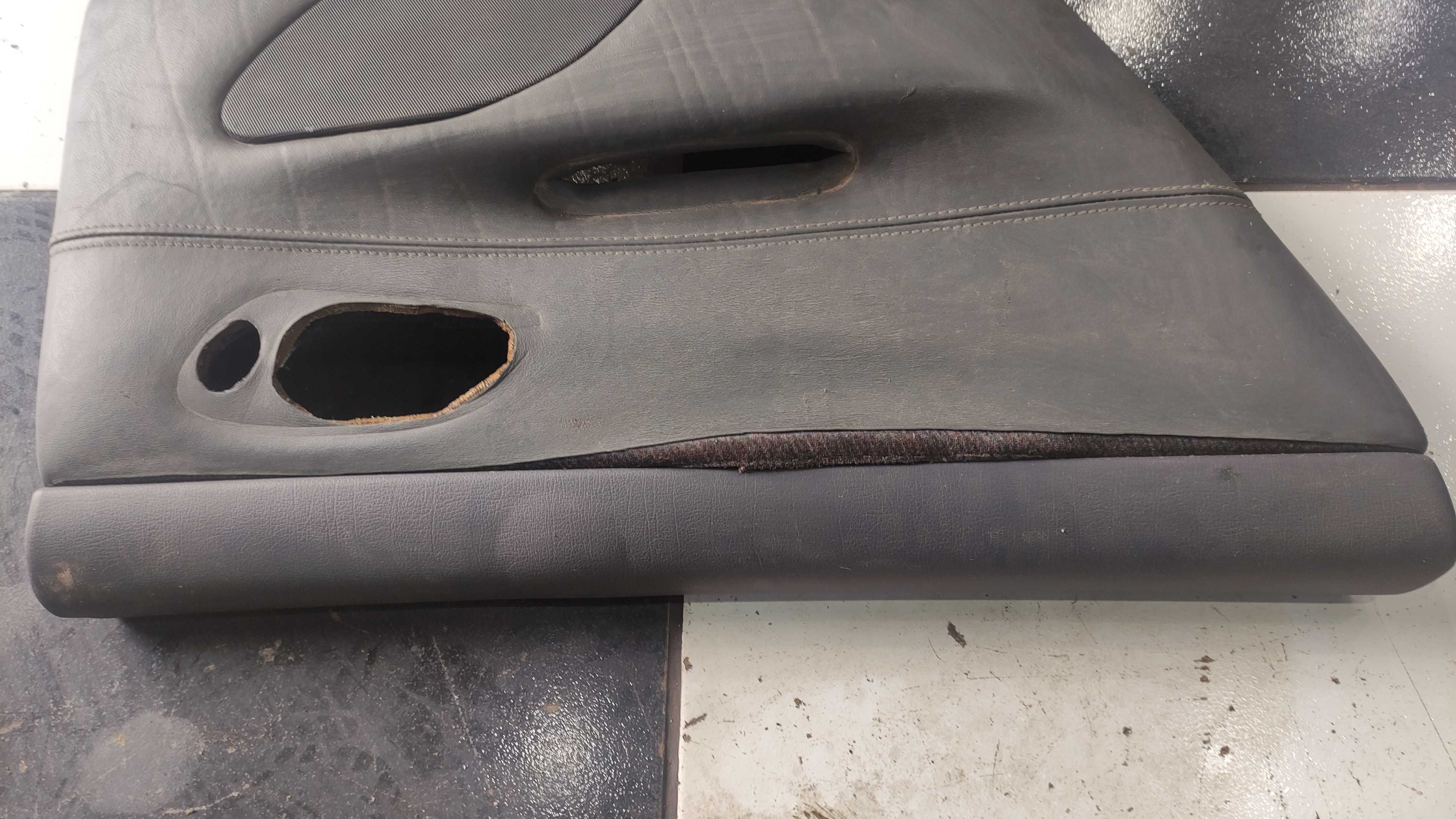 Forro De Porta Traseira Esquerda Ford Mondeo 98 2