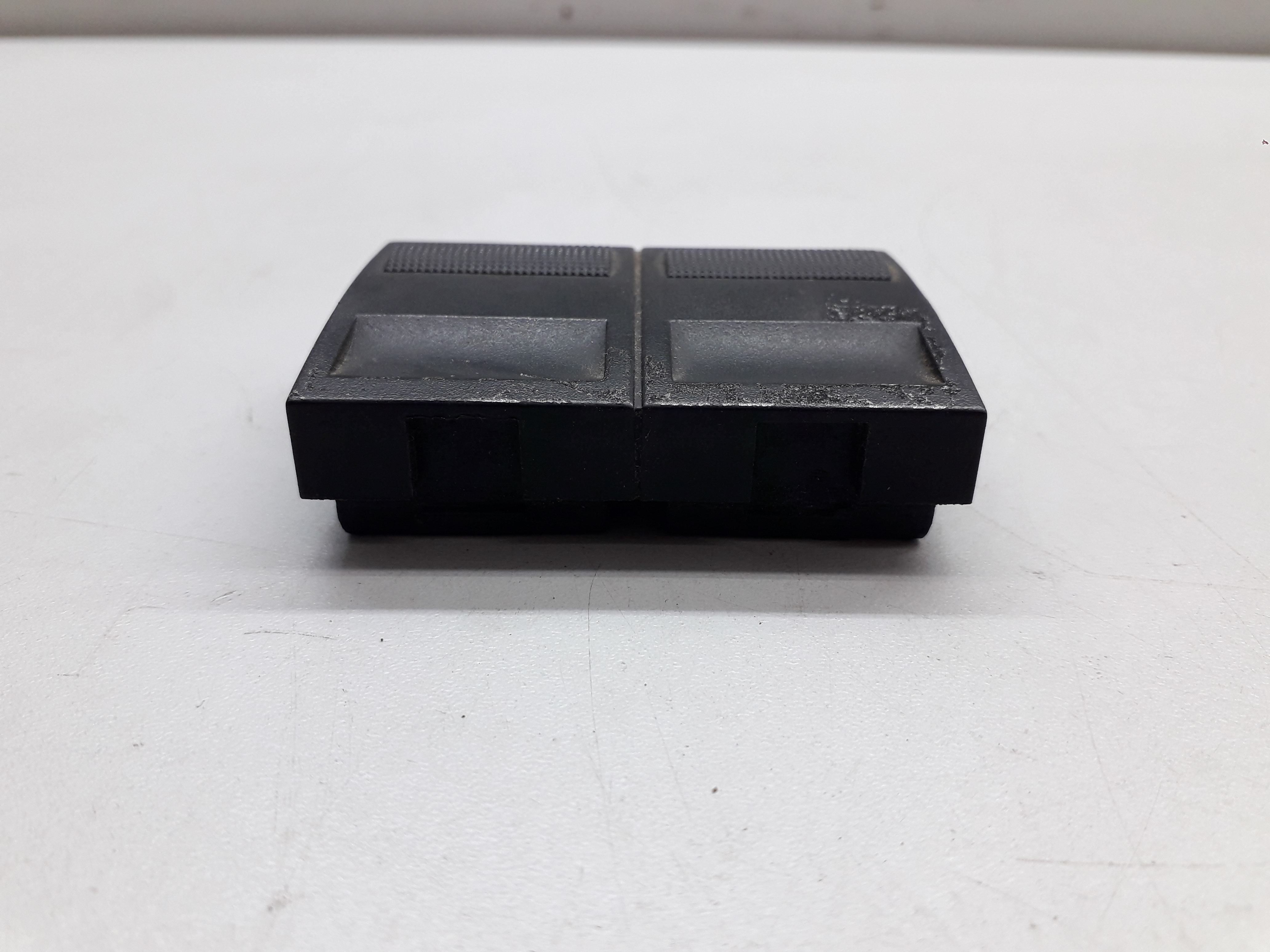 Botão Falso Painel Vw Gol Parati G3 G4 2