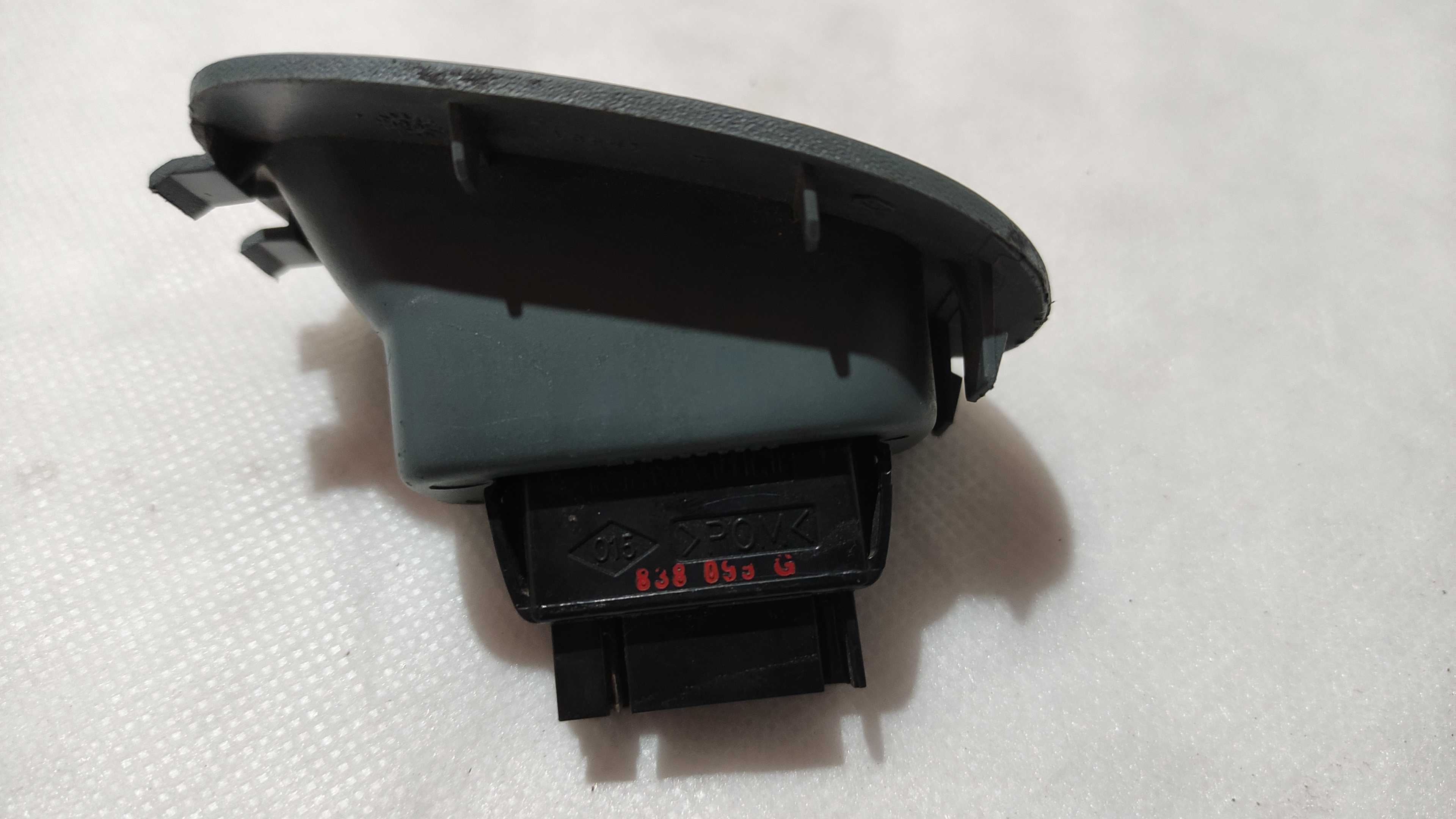 Botao Comando Vidro Eletrico Renault Scenic 99 4