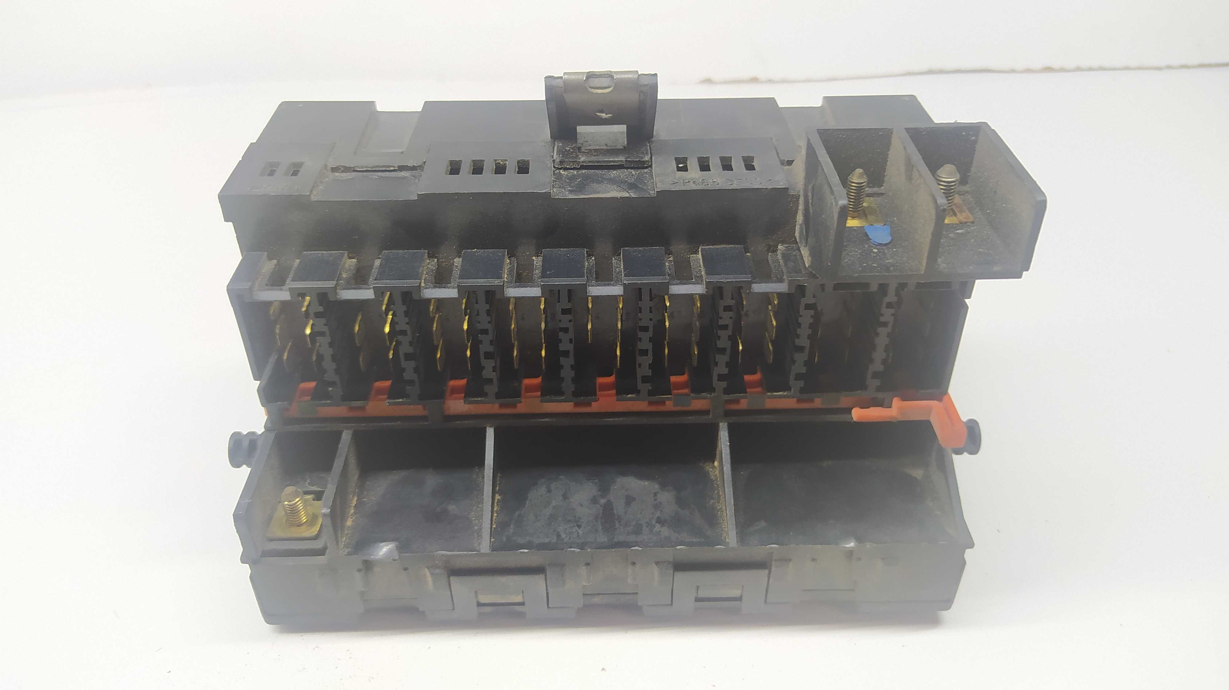 Caixa De Fusível Vw Gol G2 G3 G4 2