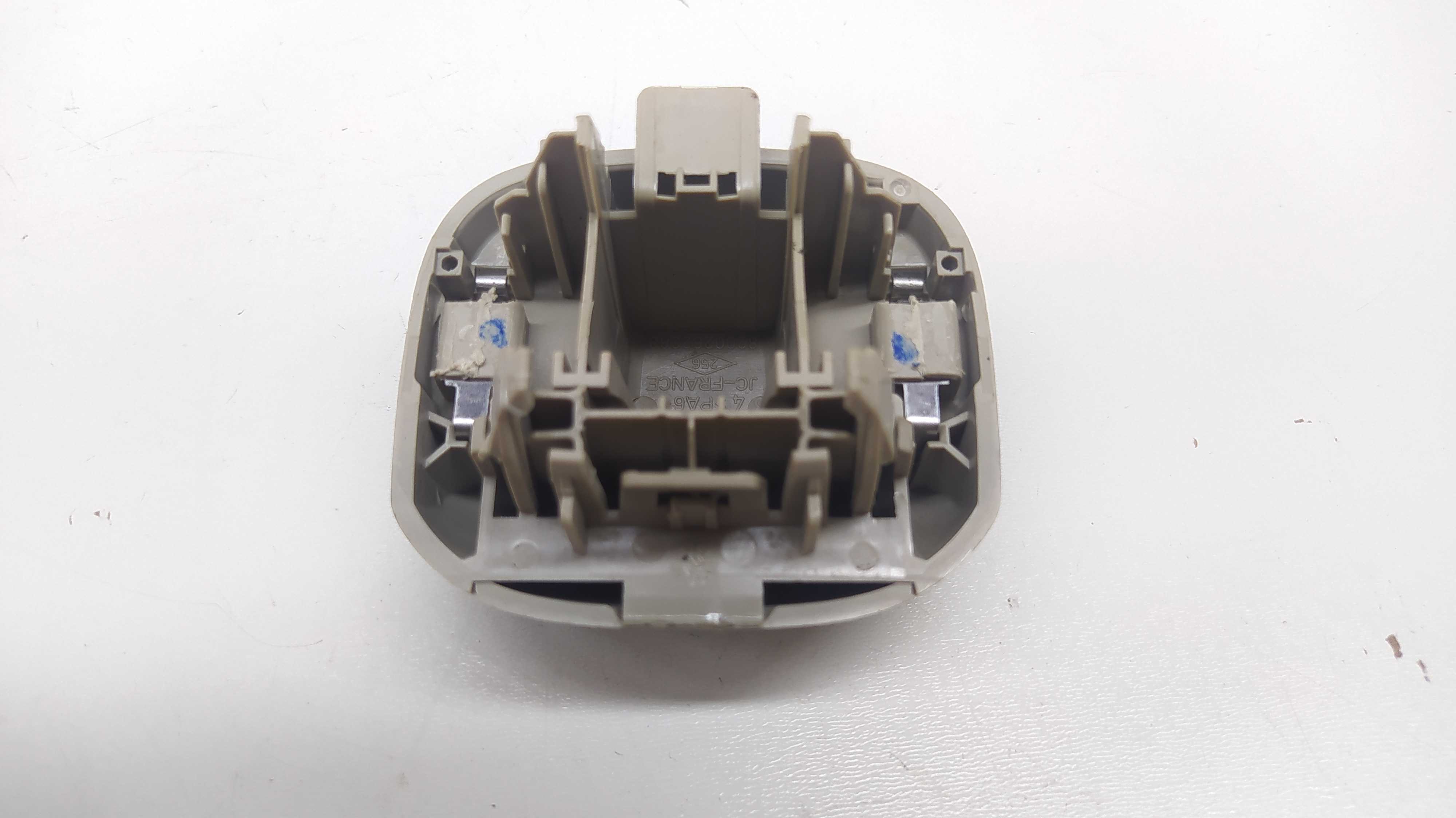 Suporte Quebrasol Renault Megane Grand Tour 2007 5