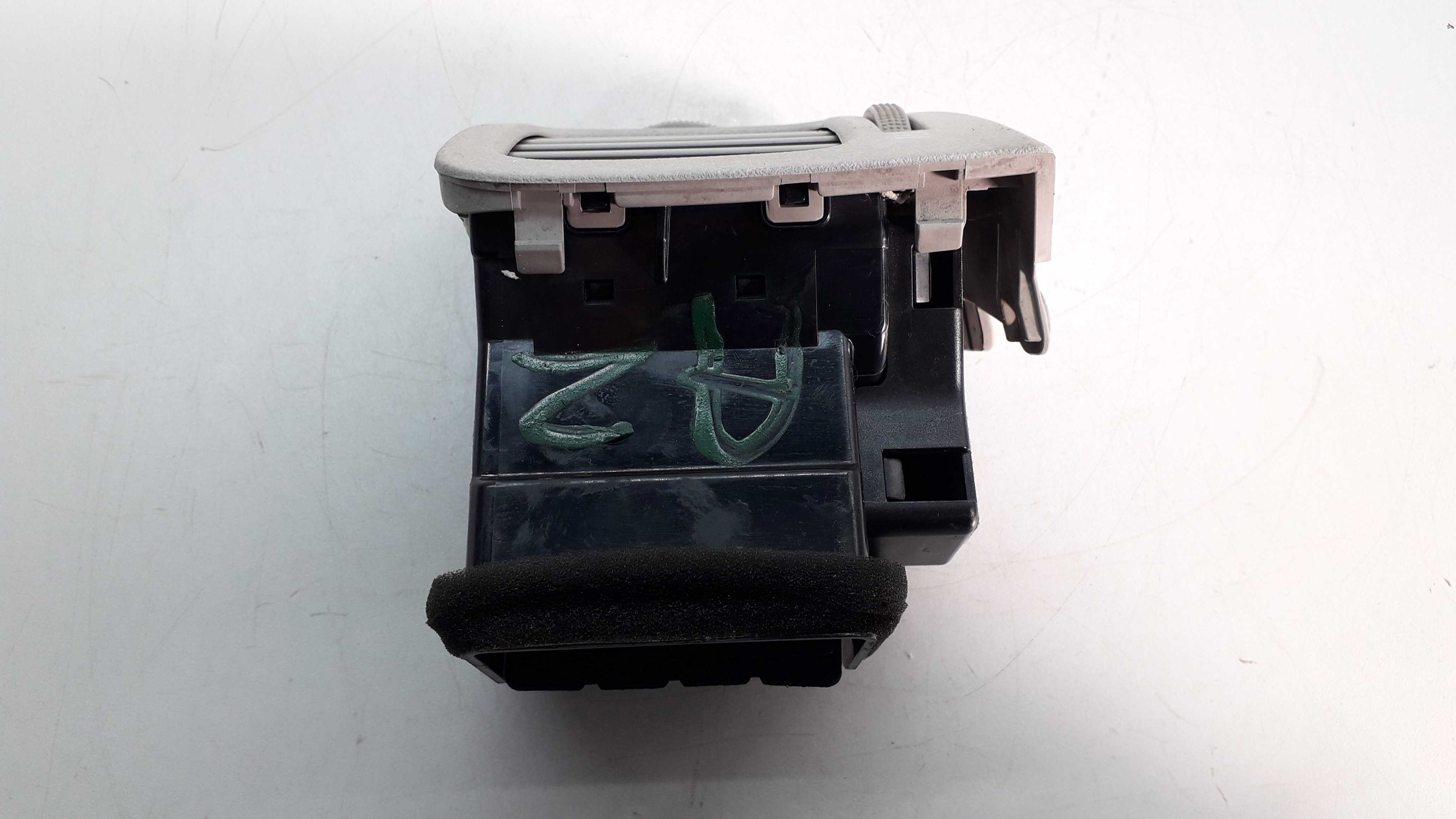 Difusor De Ar Lado Esquerdo Hyundai Azera 2009 5