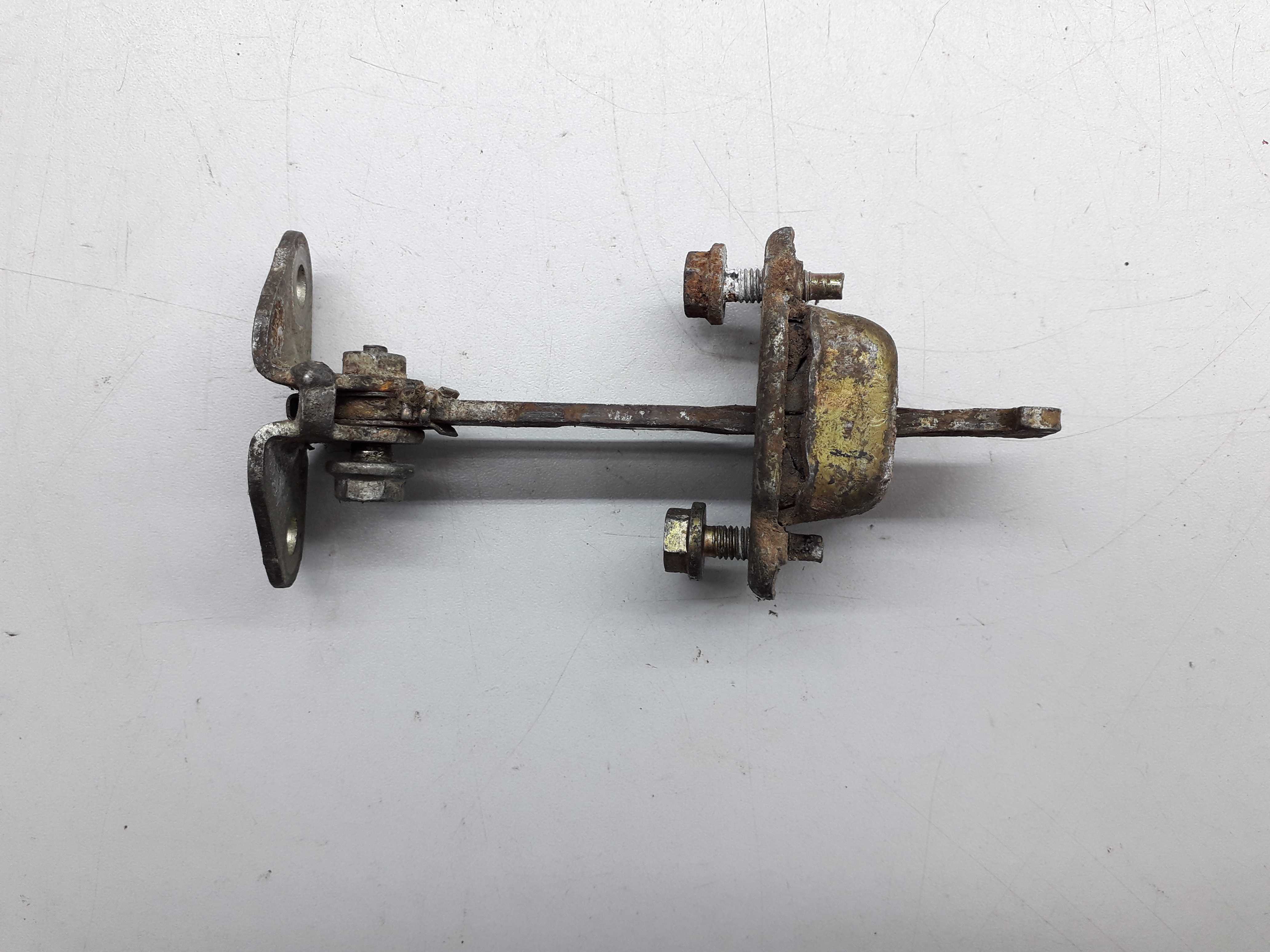 Limitador Porta Traseira Vw Golf 1995 6