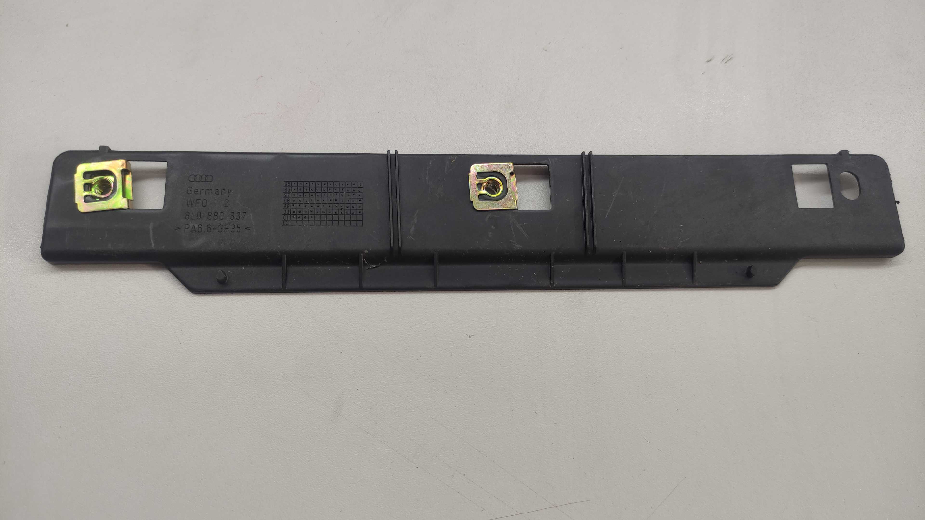 Moldura Suporte Plástico Audi A3 Turbo