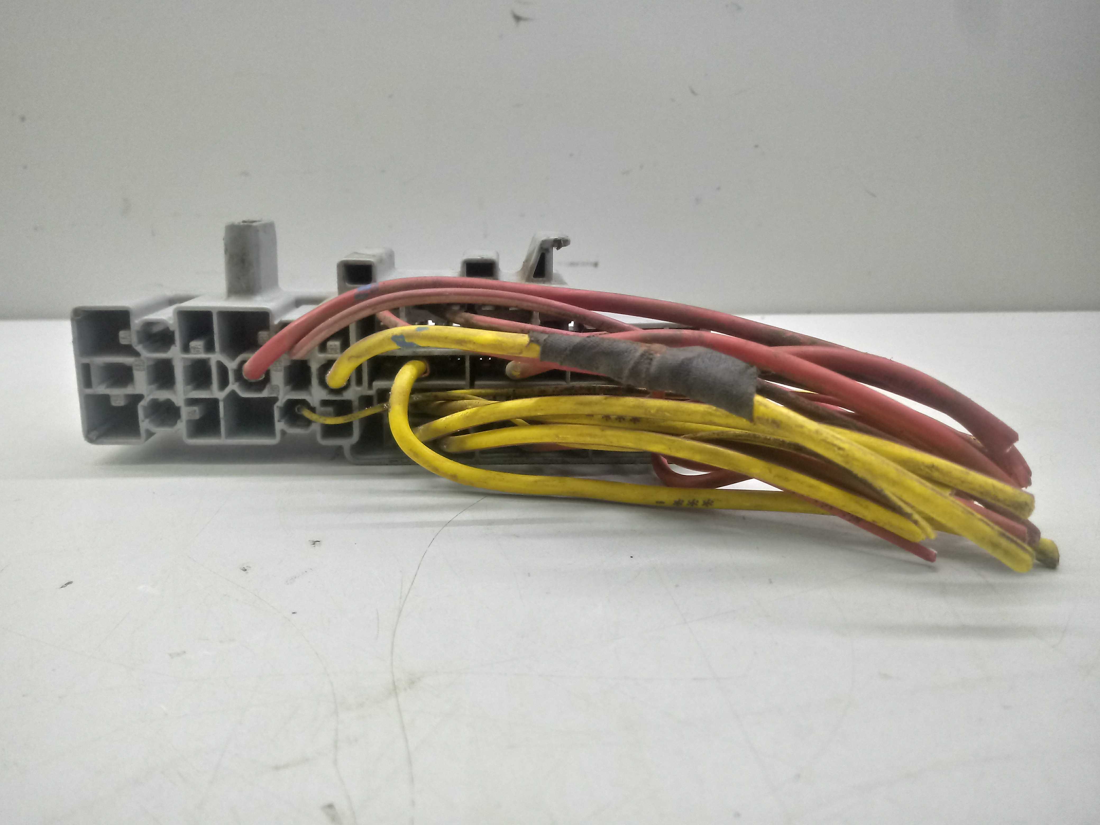 Caixa Fusivel Relé Renault Megane 2008/2012 4