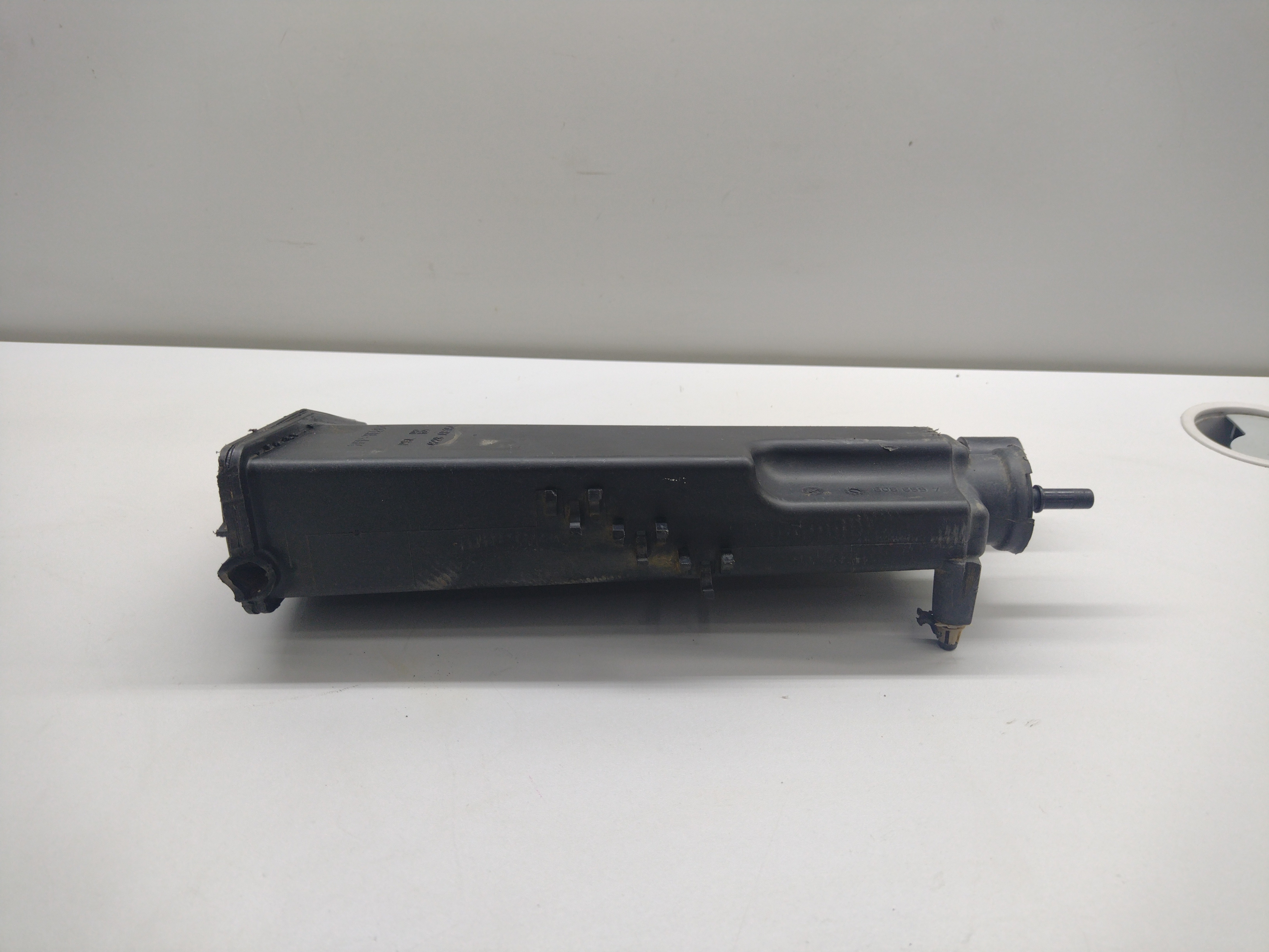 Filtro Canister Citroen C4 2.0 16v 2011 2