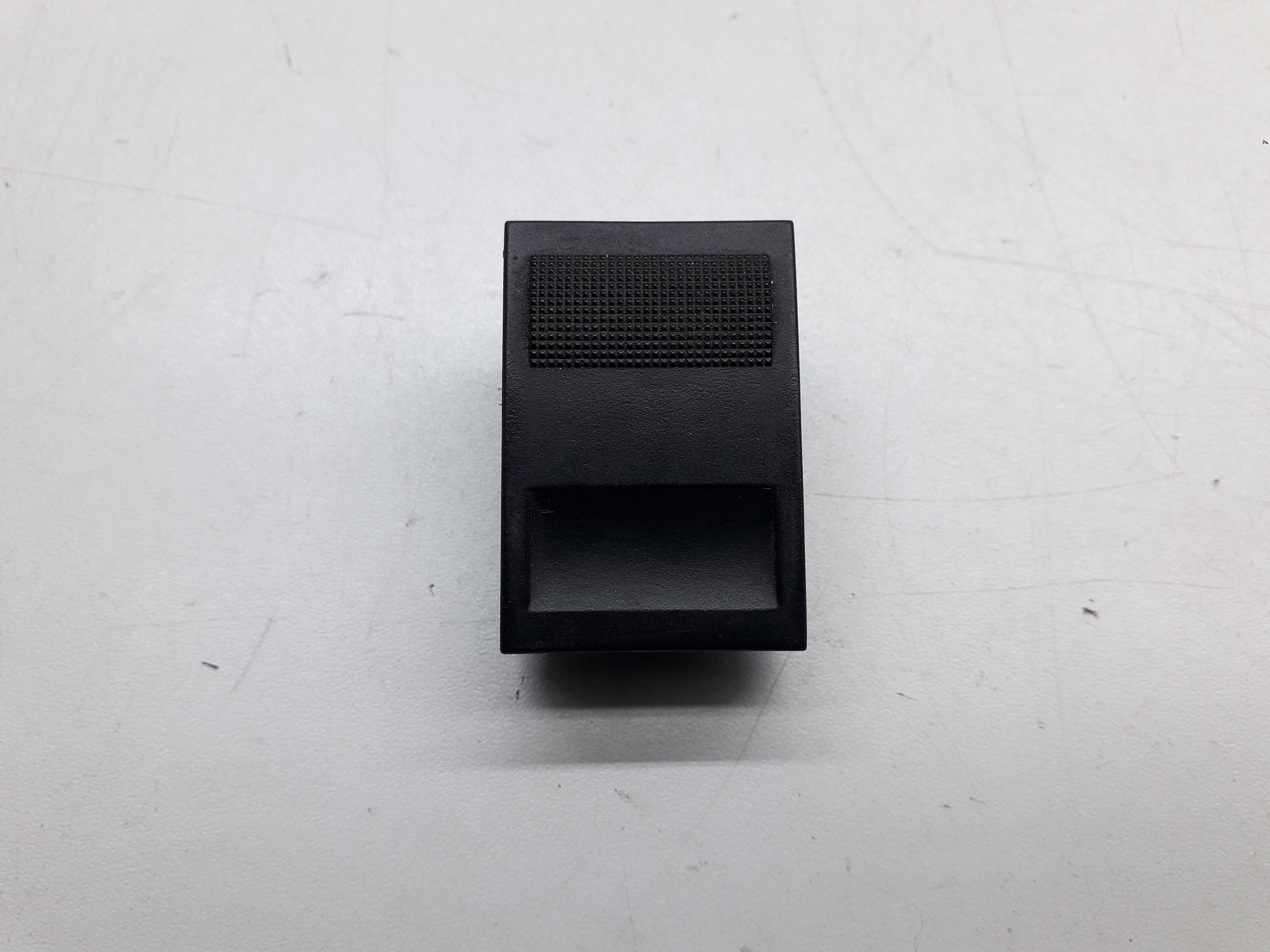 Botão Falso Painel Vw Gol Parati G4 1