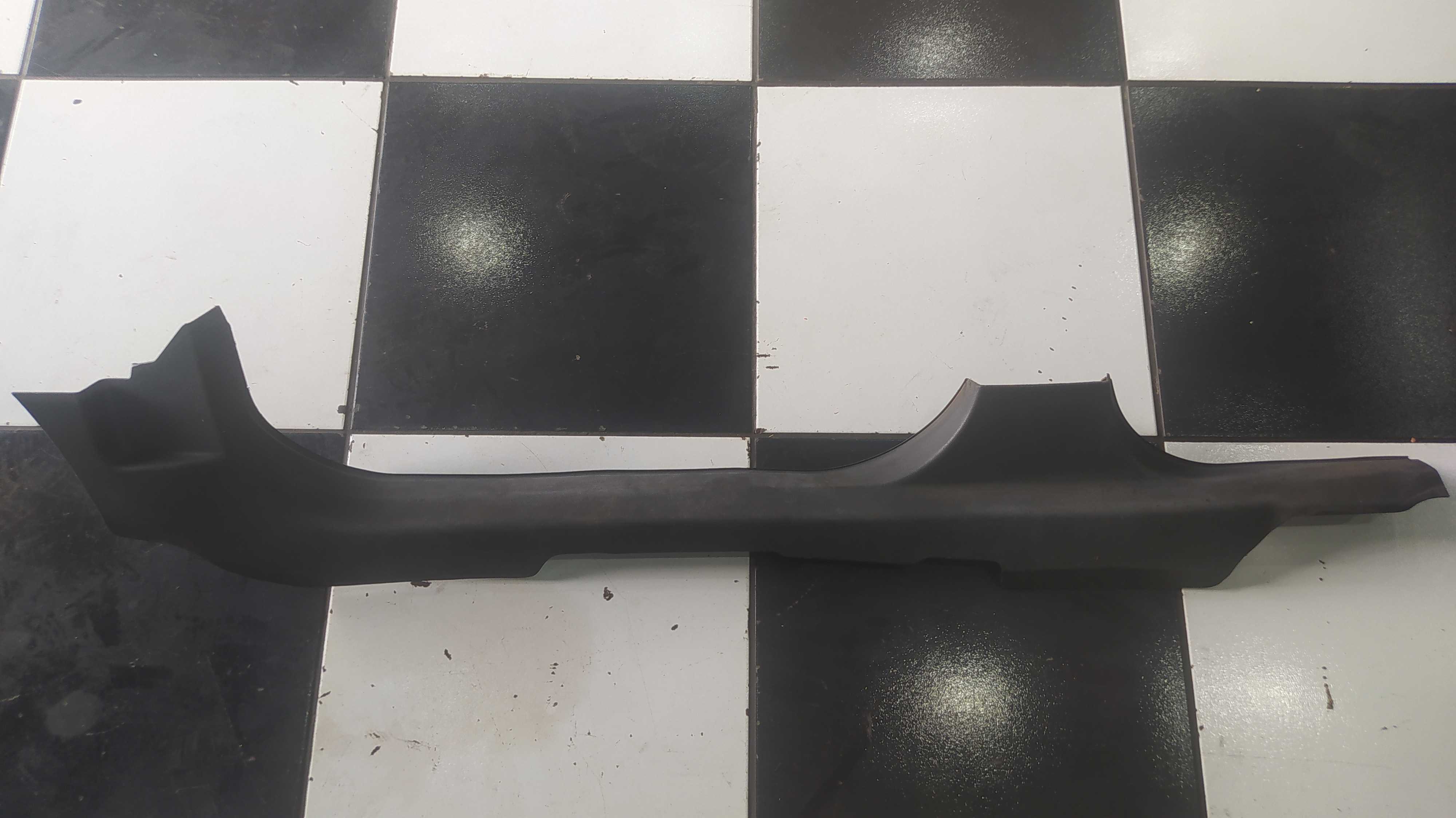 Soleira Interna Lado Direito Chevrolet Vectra Gt 08/11 1