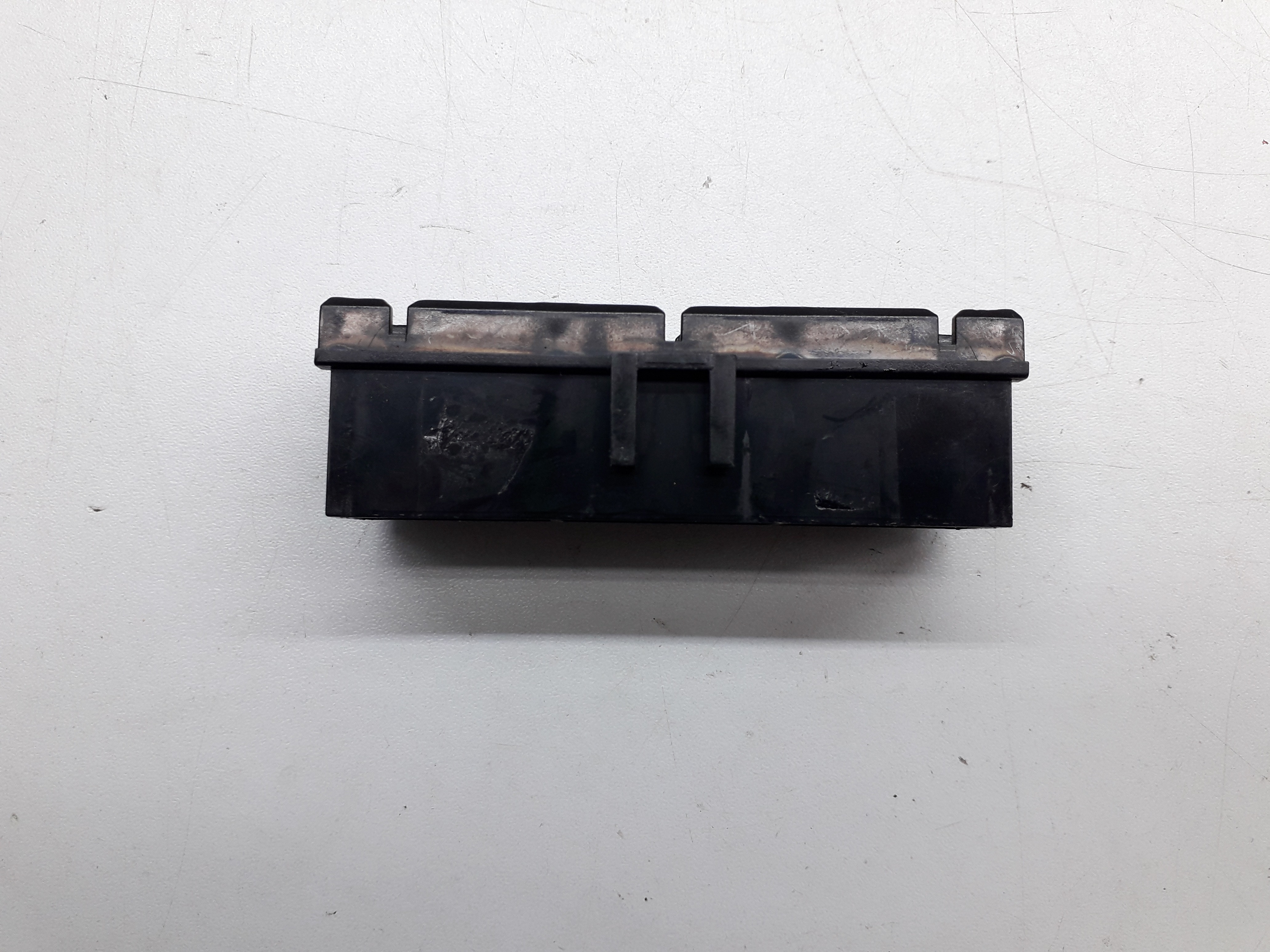 Alojamento Botões Falsos Painel Audi A3 2000/2006 2