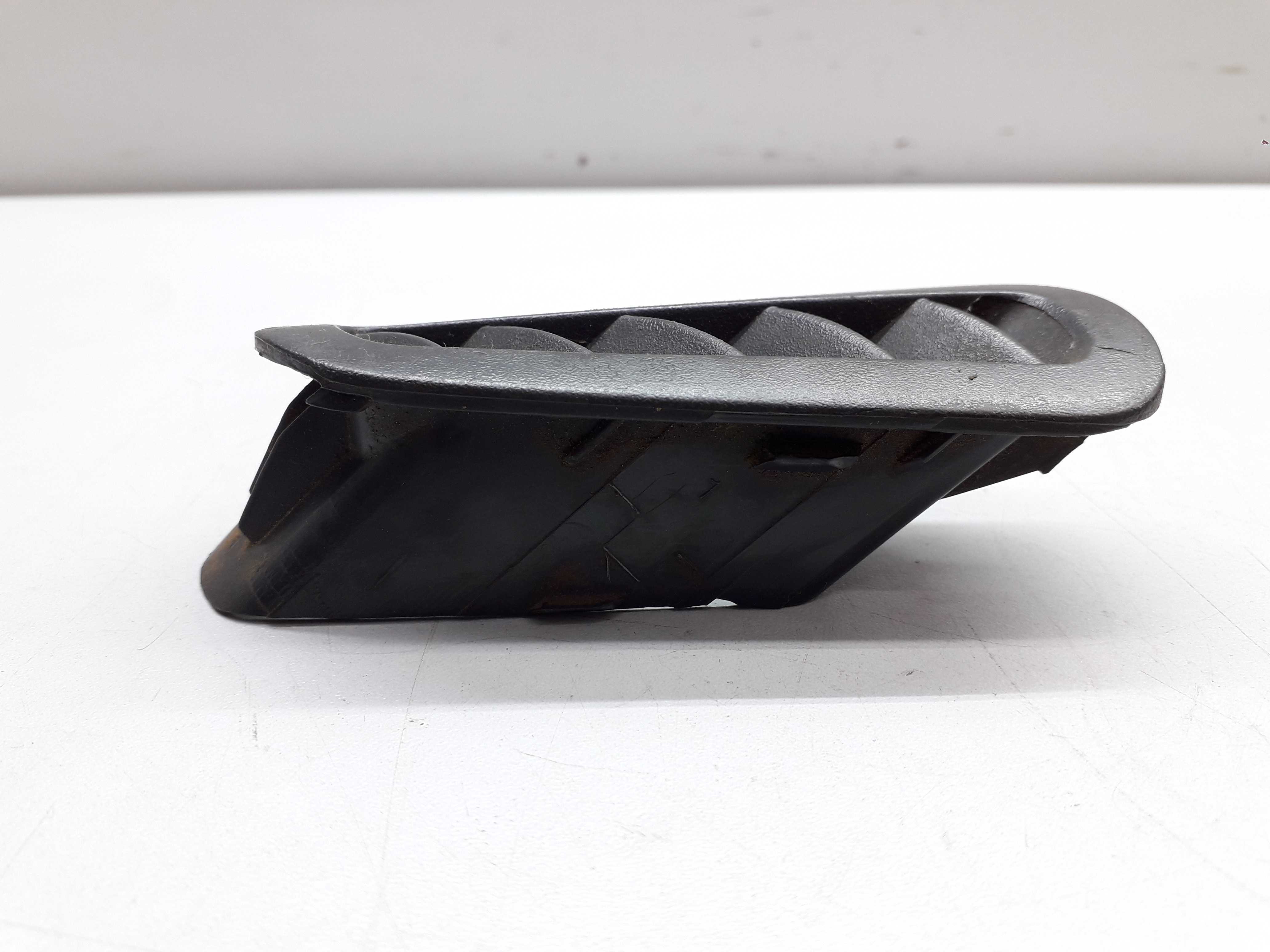 Moldura Difusor De Ar Esquerdo Vw Gol Parati G2 2