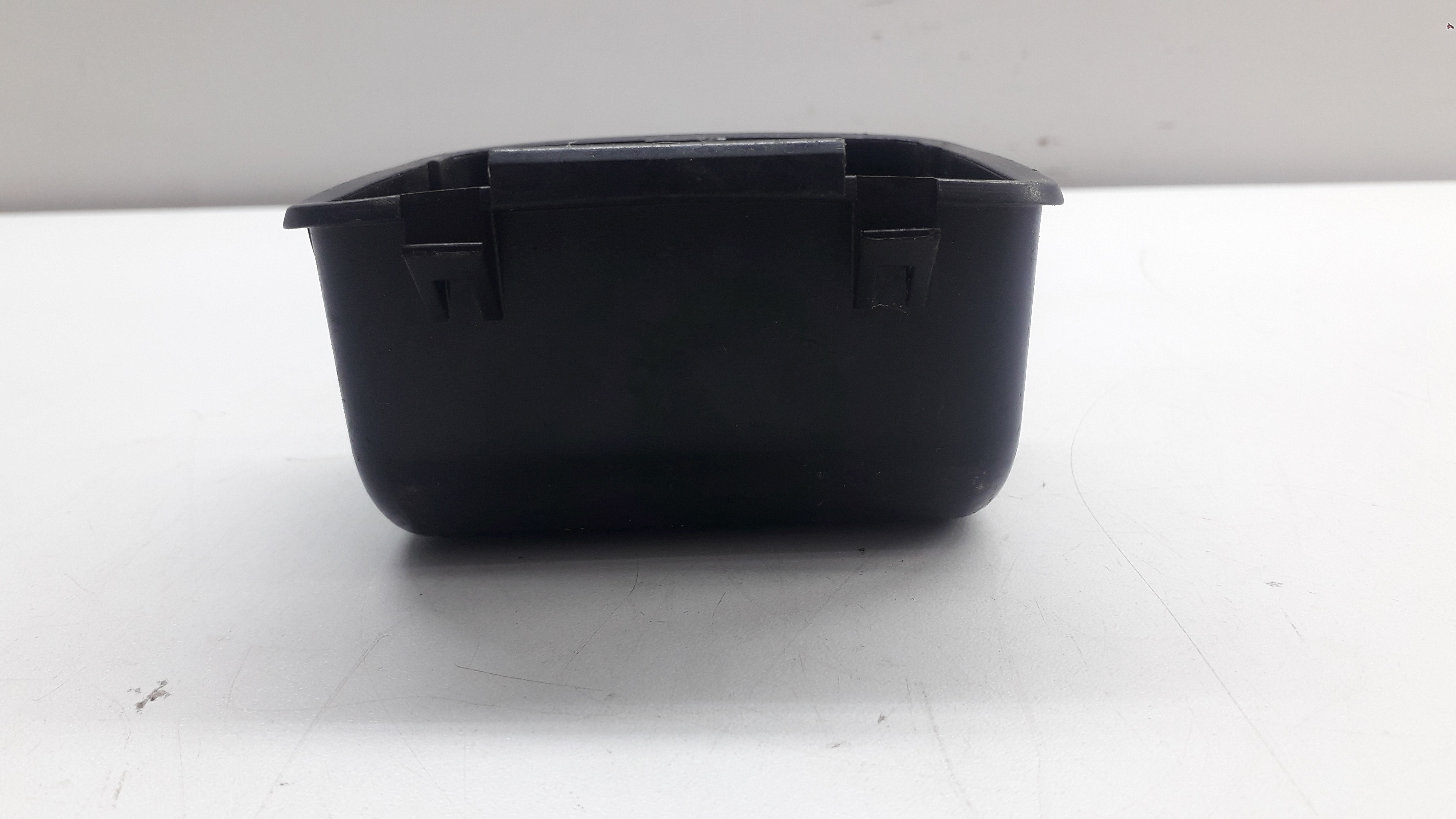 Cinzeiro Traseiro Ford Mondeo 93/00 5