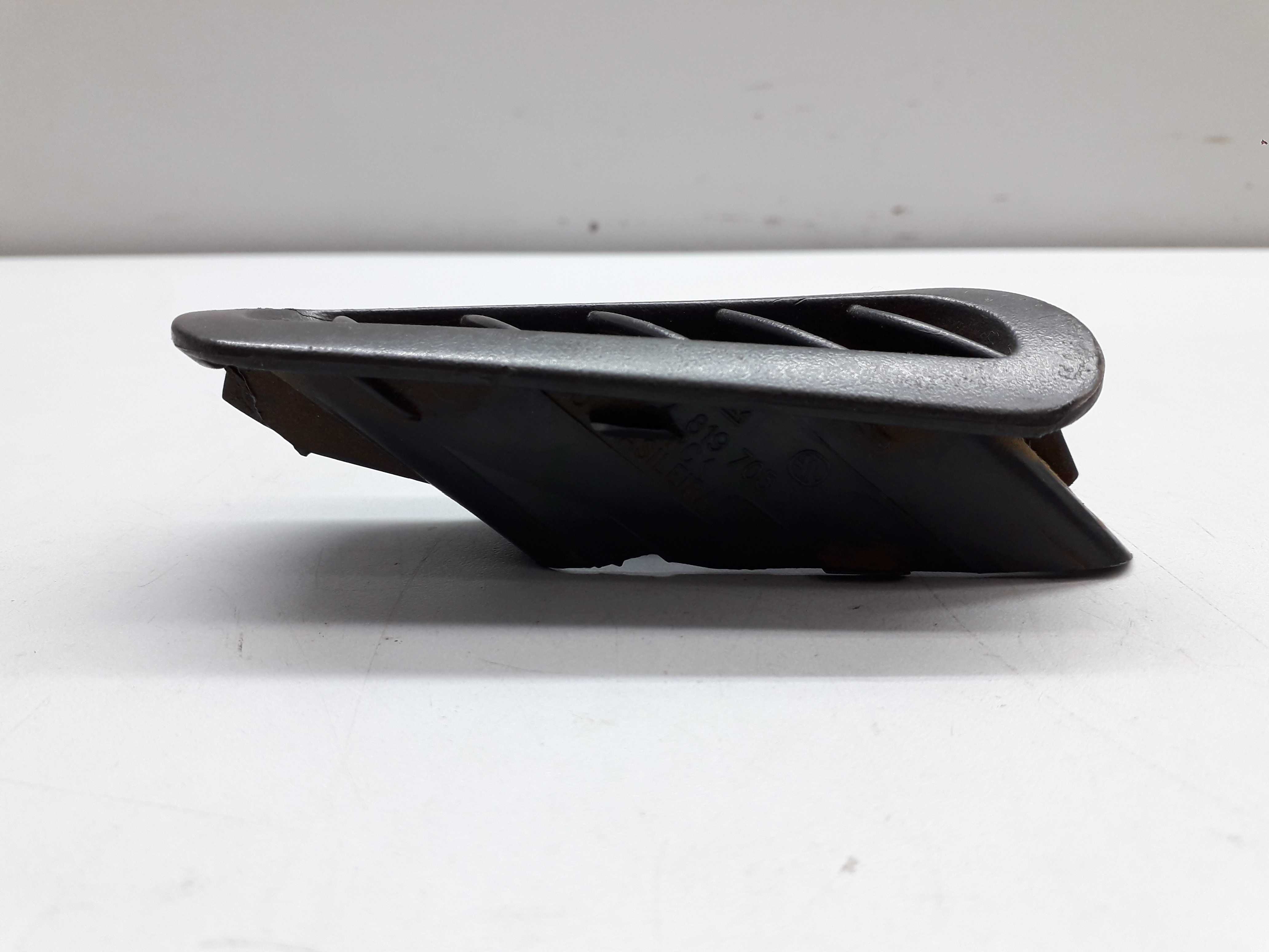 Moldura Difusor De Ar Esquerdo Vw Gol Parati G2 4