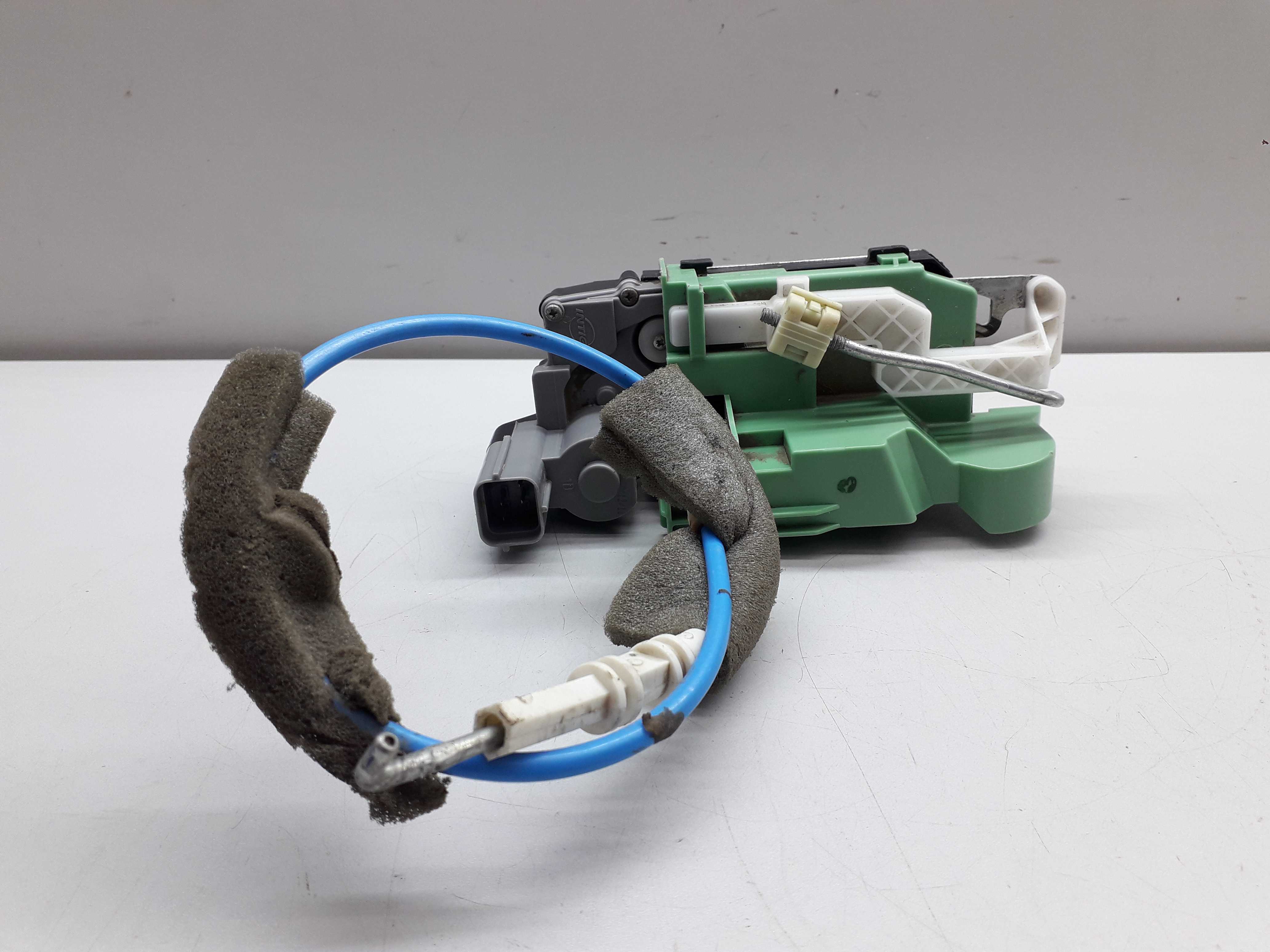 Fechadura Porta Traseira Direita Fiat Punto 2009/2013 6