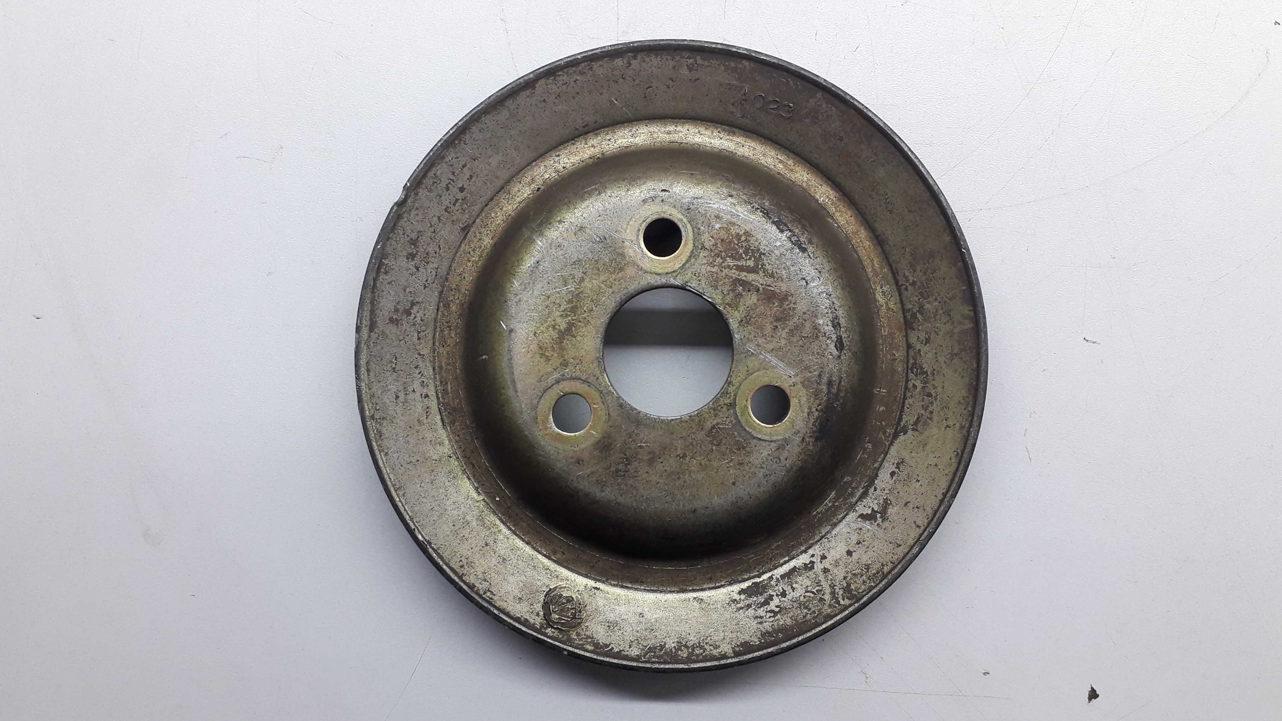Polia Da Bomba Dágua Vw Gol Ap 7