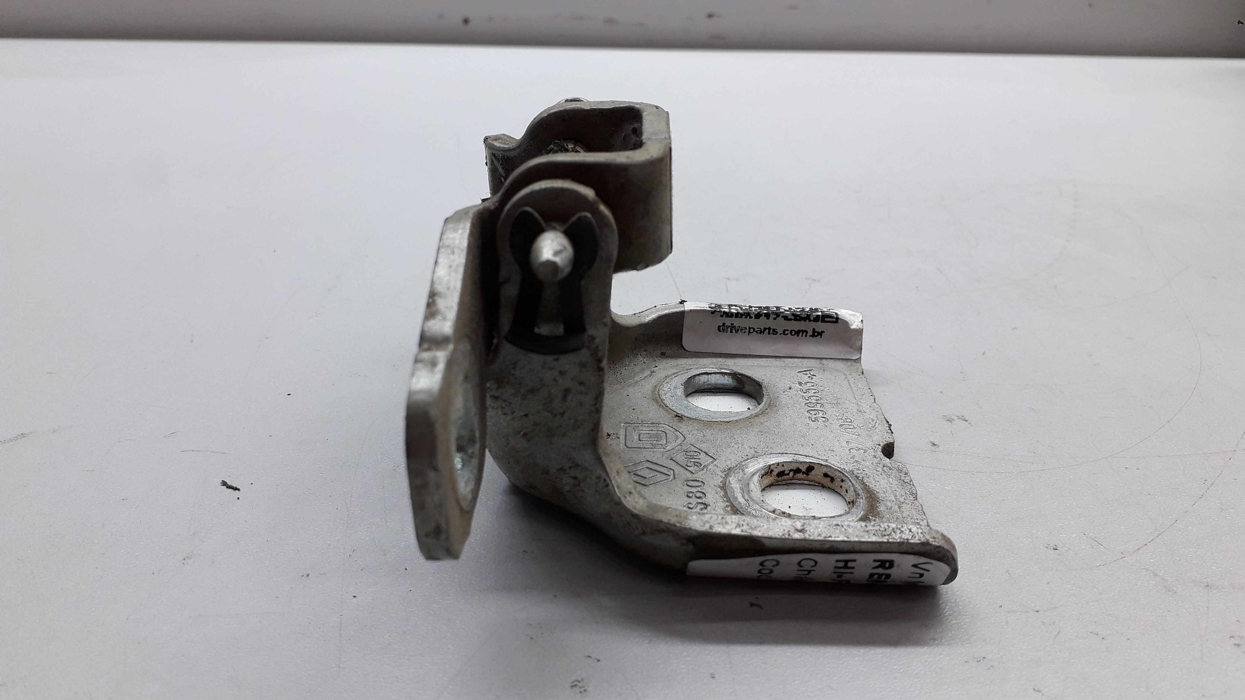 Dobradiça Porta Traseira Direita Renault Logan Sandero 2008 5