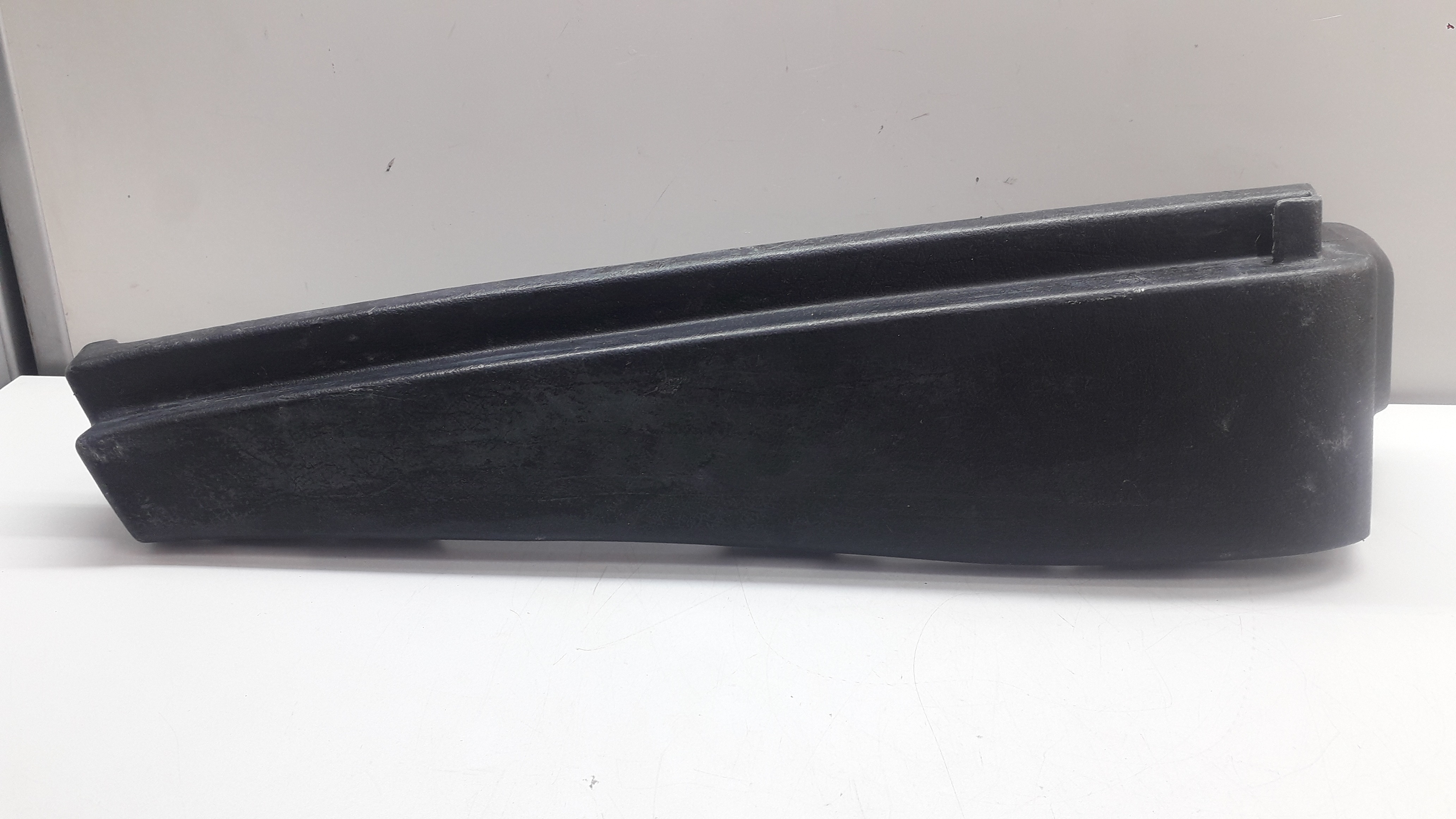 Suporte Bagagito Traseiro Direito Vw Golf 1995 1